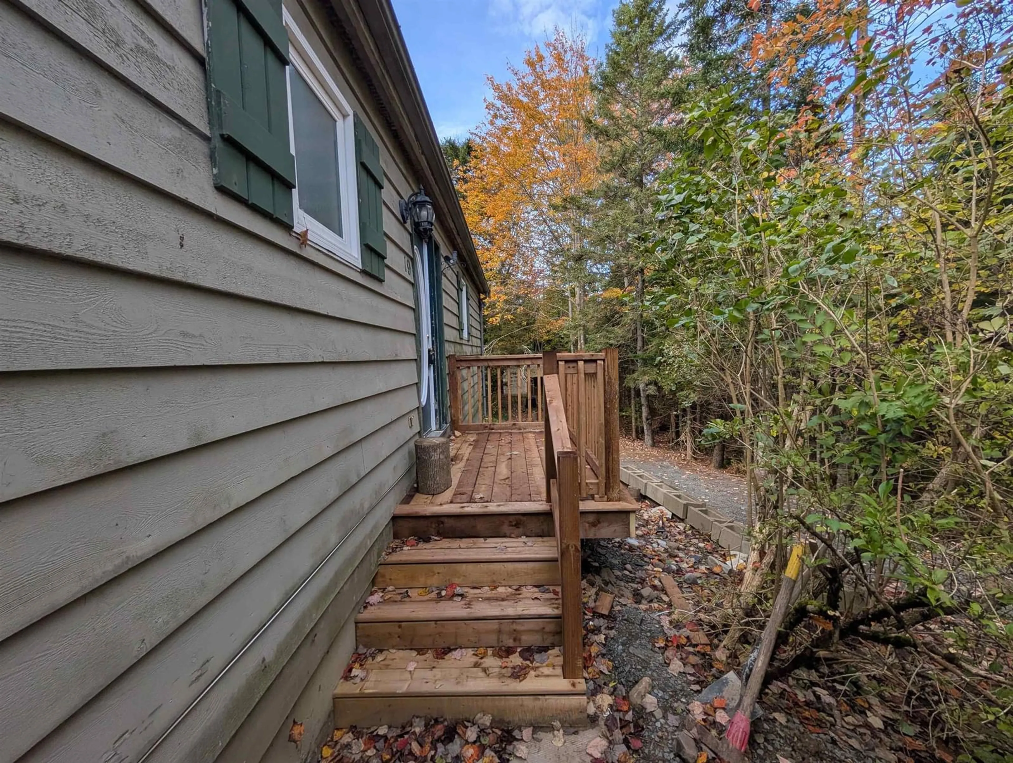 Patio, forest/trees view for 19 Foster Ave, Fall River Nova Scotia B2T 1E7