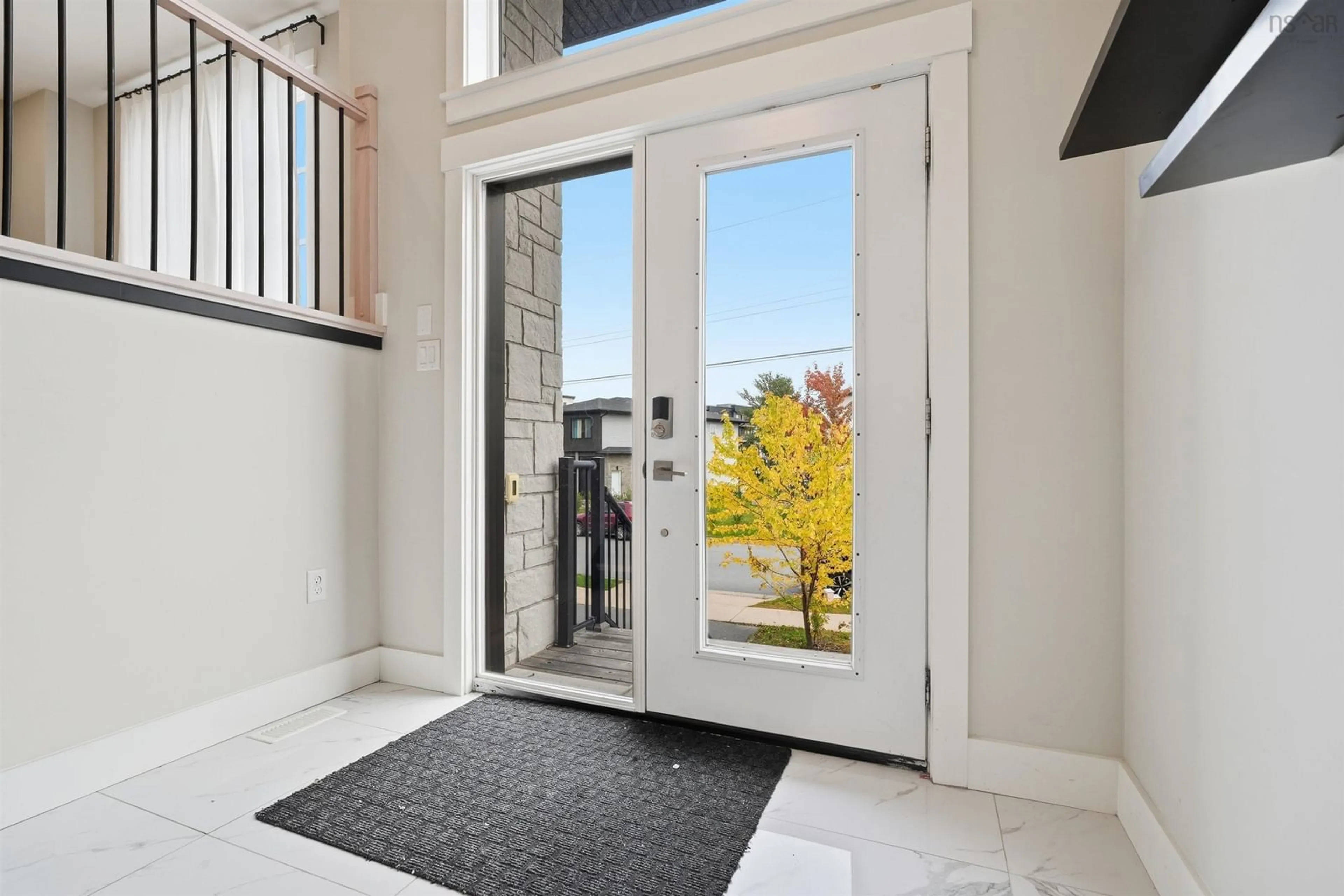 Indoor entryway for 31 Samaa Crt, Bedford Nova Scotia B4B 0Y5