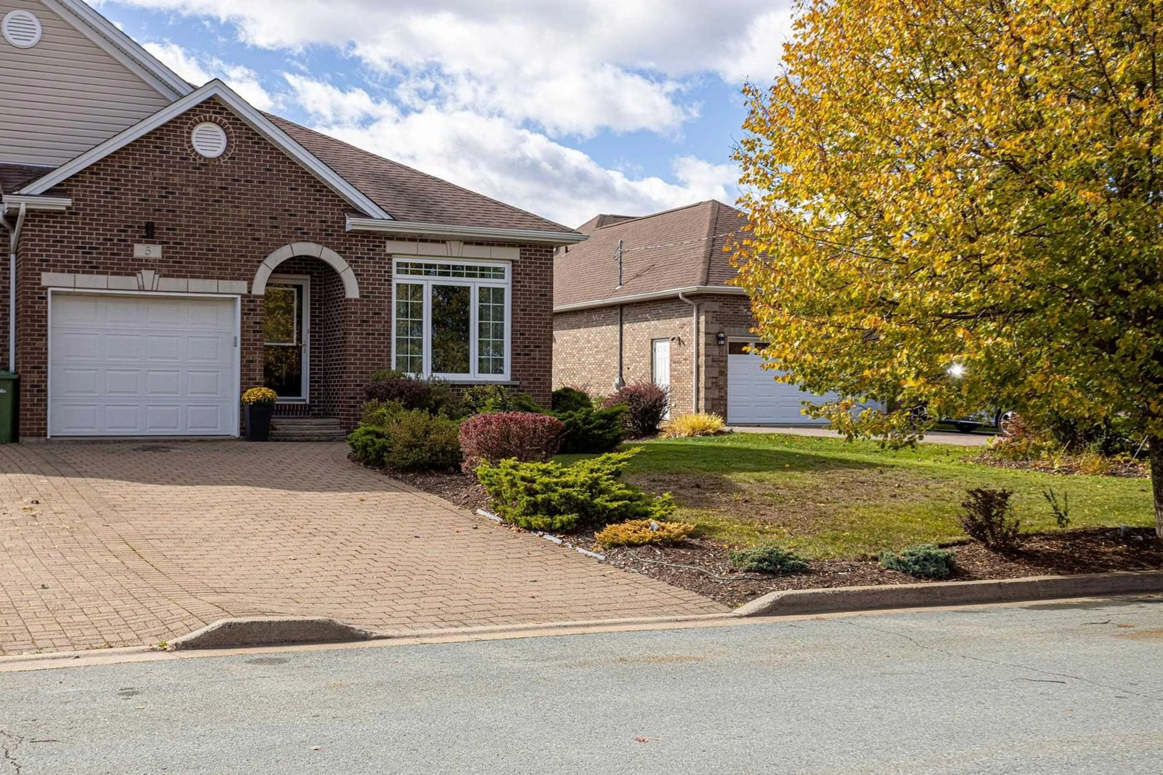 Home with brick exterior material, street for 5 Cloverfield Crt, Dartmouth Nova Scotia B2W 0E6