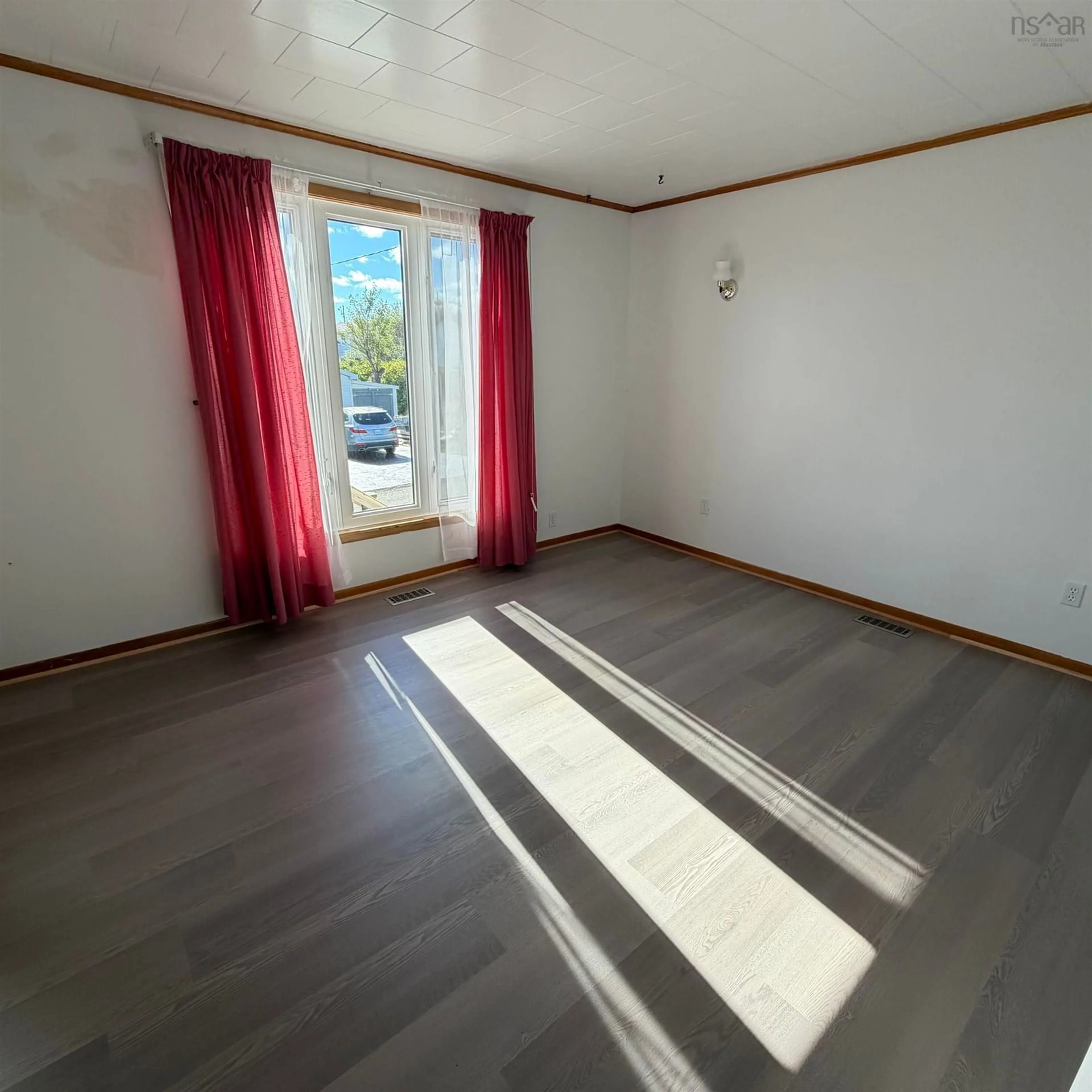 A pic of a room for 65 Cliff St, Port Morien Nova Scotia B1B 1B4
