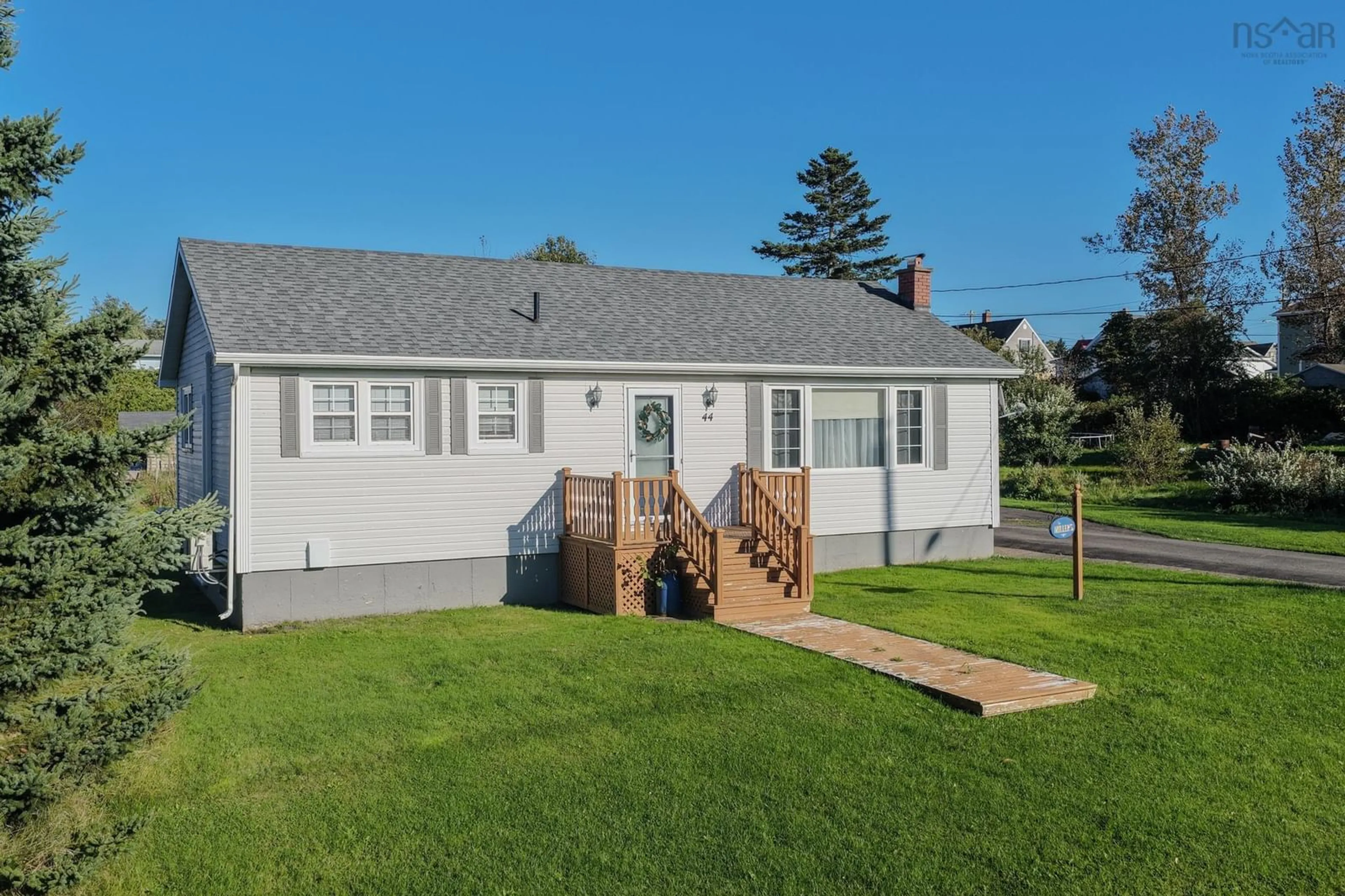 Home with vinyl exterior material, street for 44 Manse St, Sydney Nova Scotia B1N 1C7