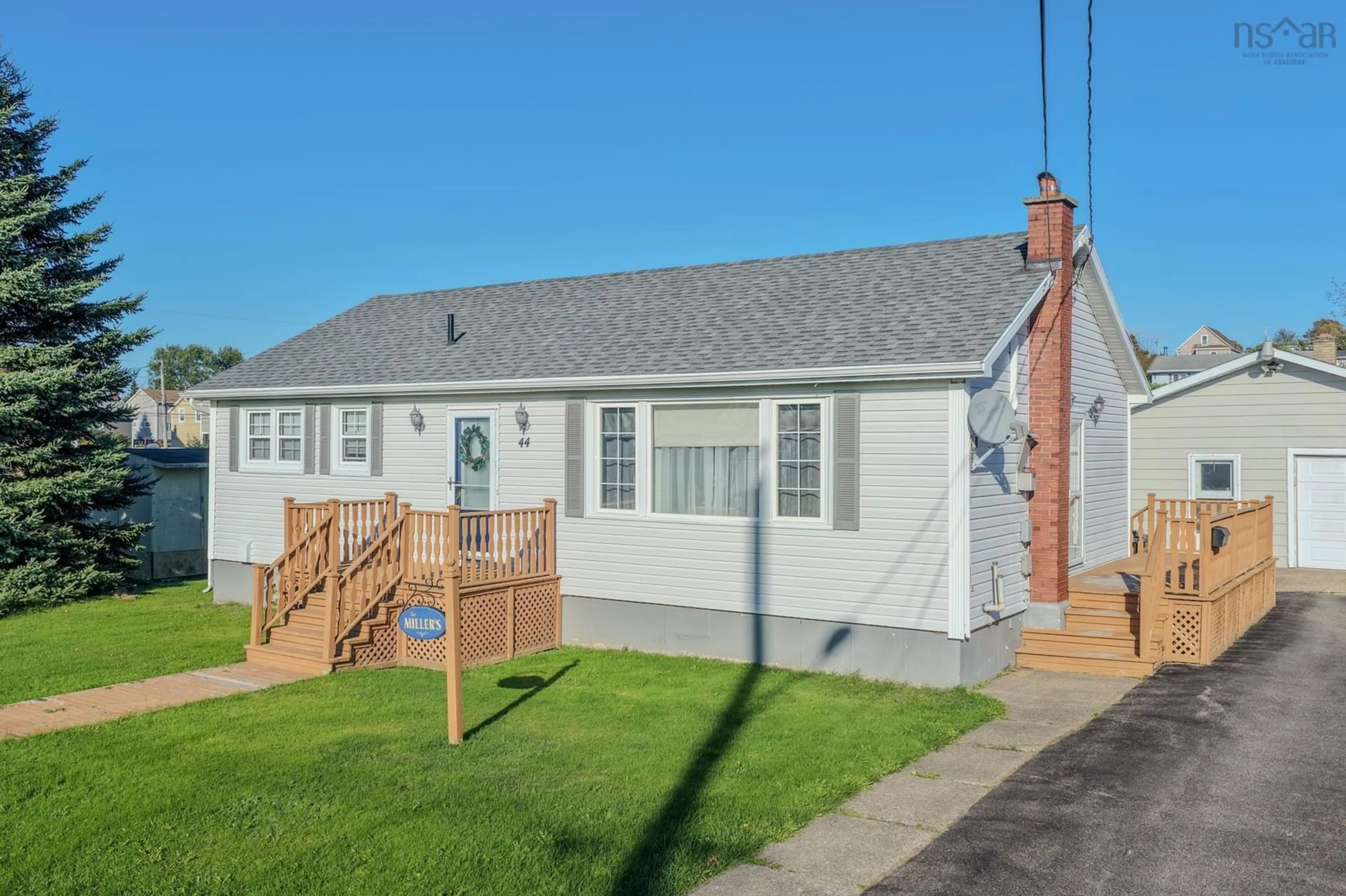 Home with vinyl exterior material, street for 44 Manse St, Sydney Nova Scotia B1N 1C7
