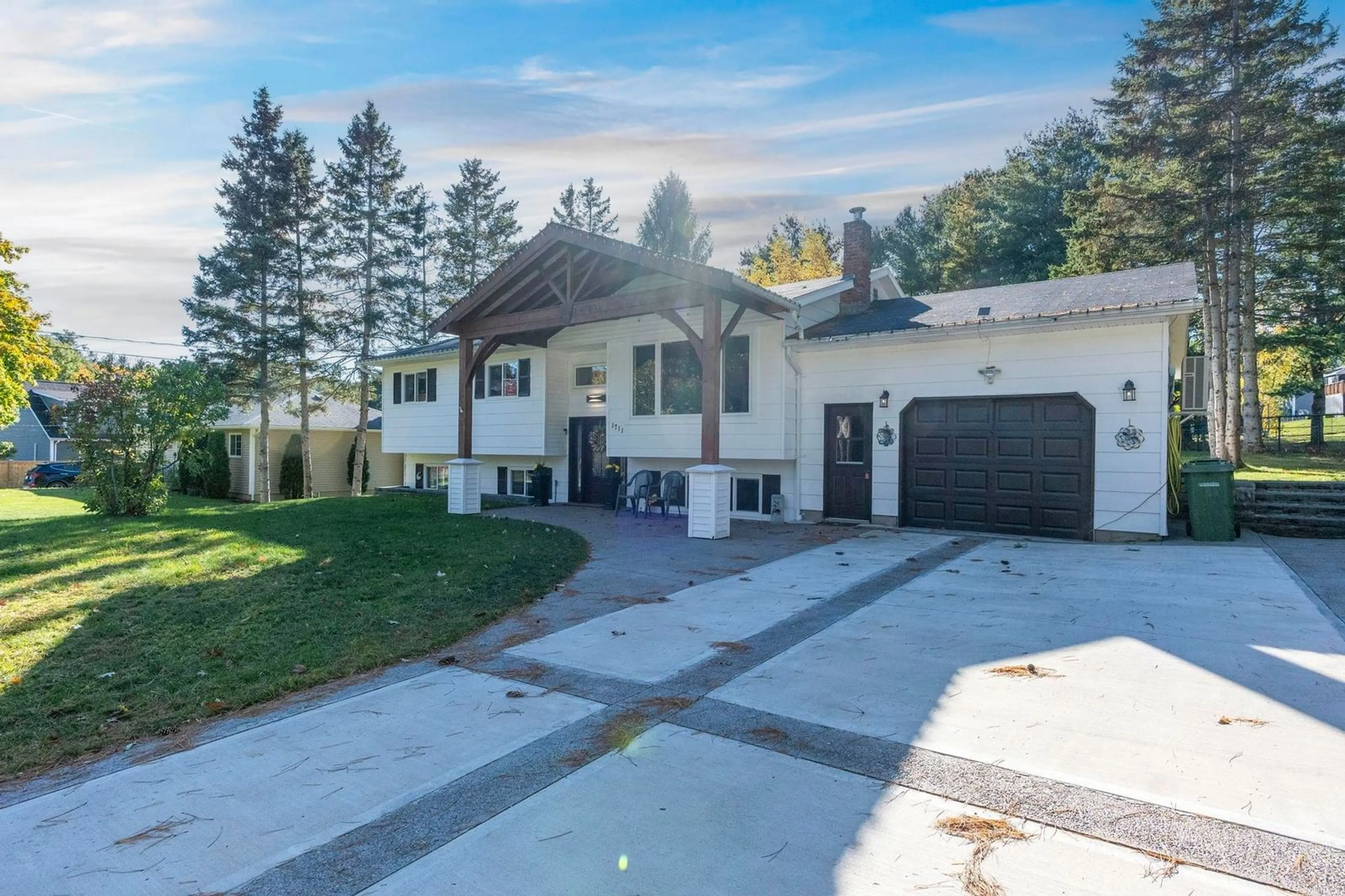 A pic from outside/outdoor area/front of a property/back of a property/a pic from drone, street for 1711 Old Brook Road Kingston, Kings County Nova Scotia B0P 1R0