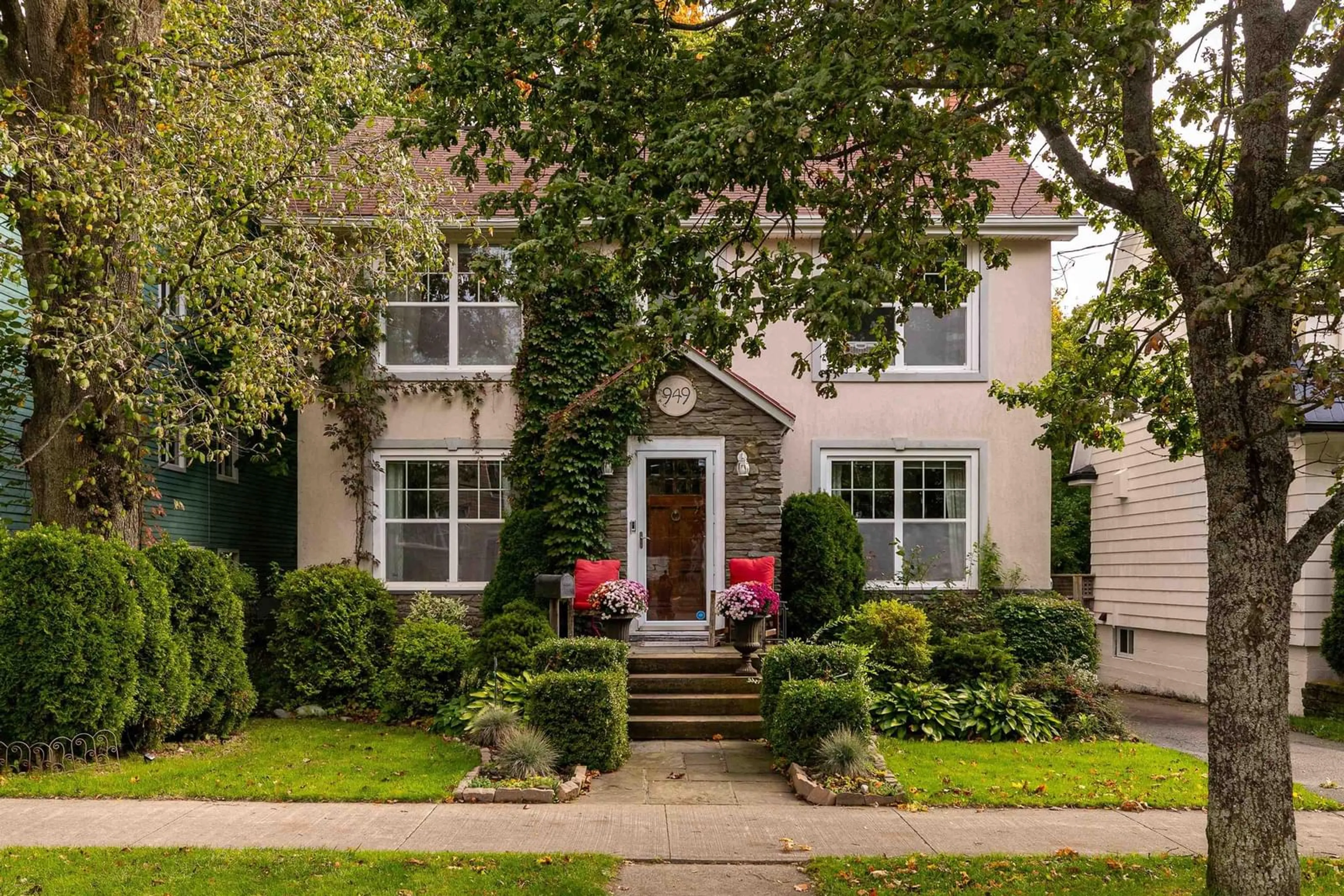 Home with brick exterior material, street for 949 Mclean St, Halifax Nova Scotia B3H 2V2