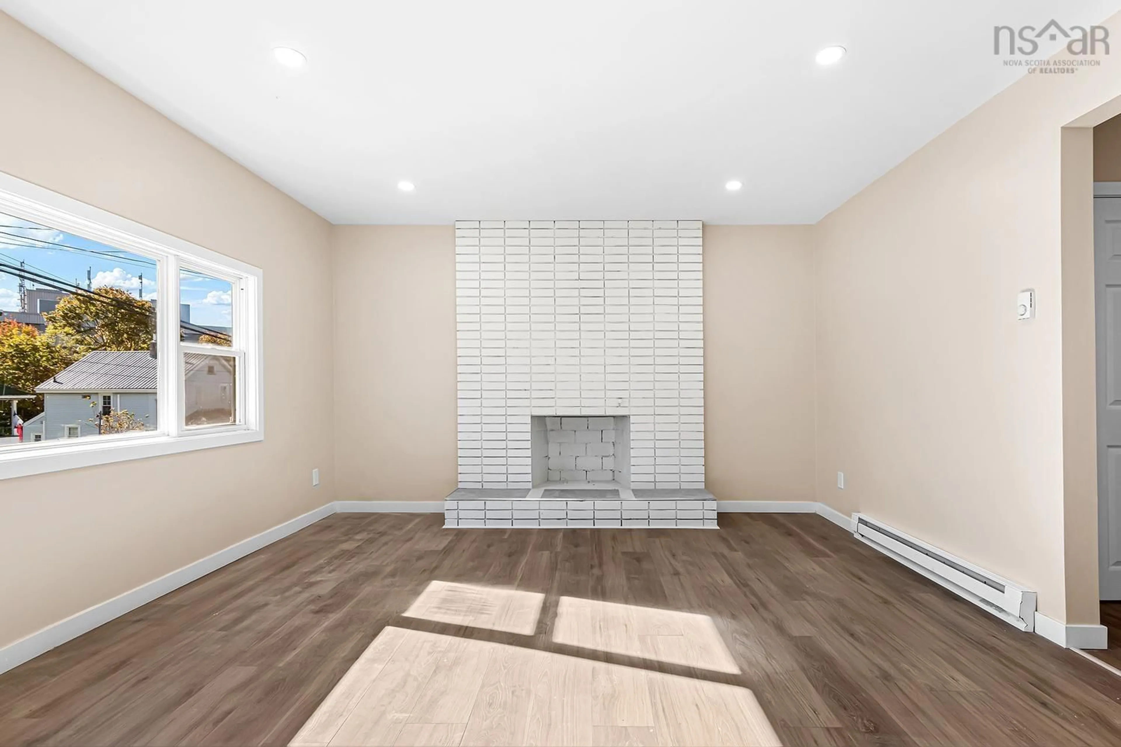 A pic of a room for 171 Renfrew St, Dartmouth Nova Scotia B2Y 2M4