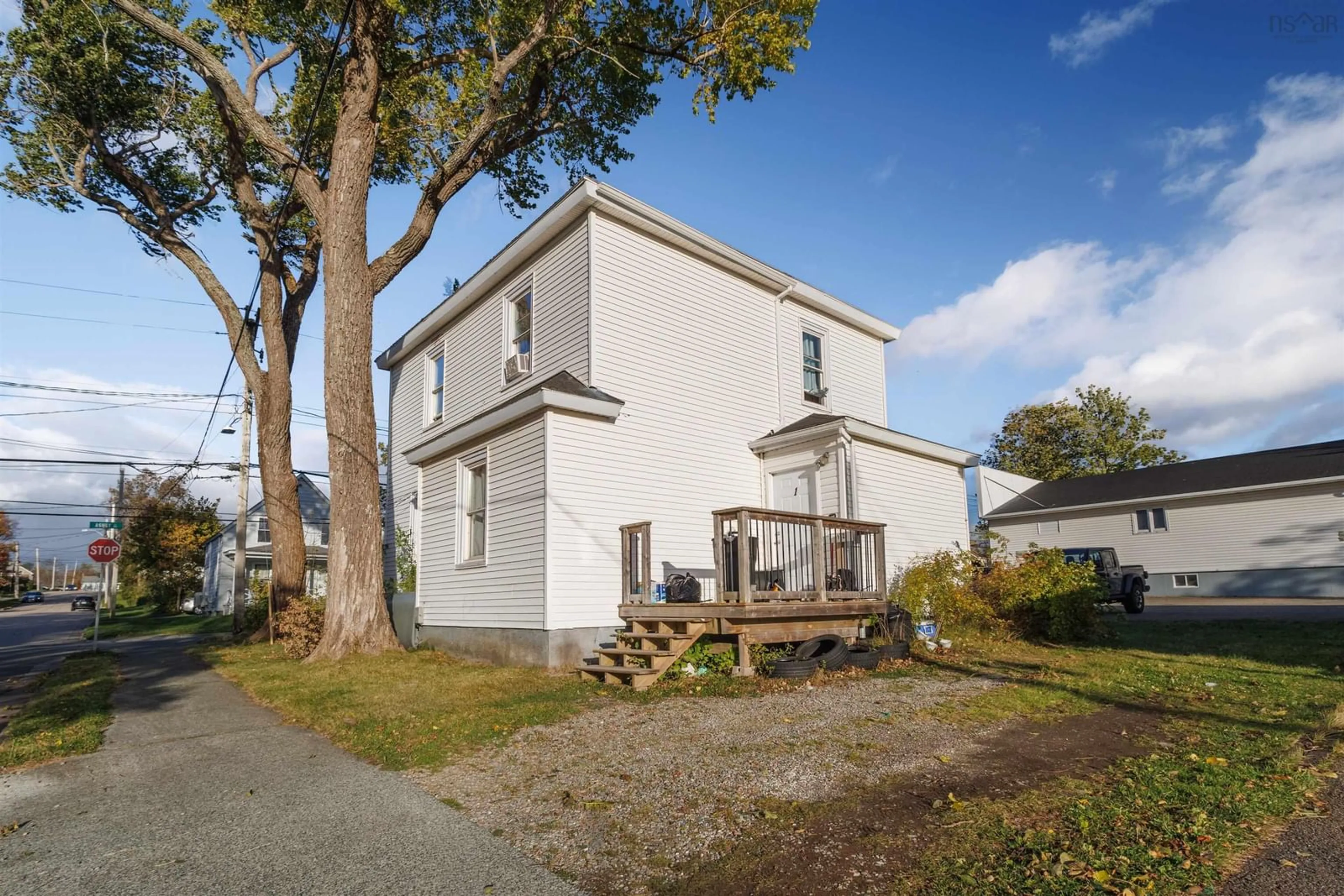 A pic from outside/outdoor area/front of a property/back of a property/a pic from drone, building for 172 Ashby Rd, Sydney Nova Scotia B1P 2S6