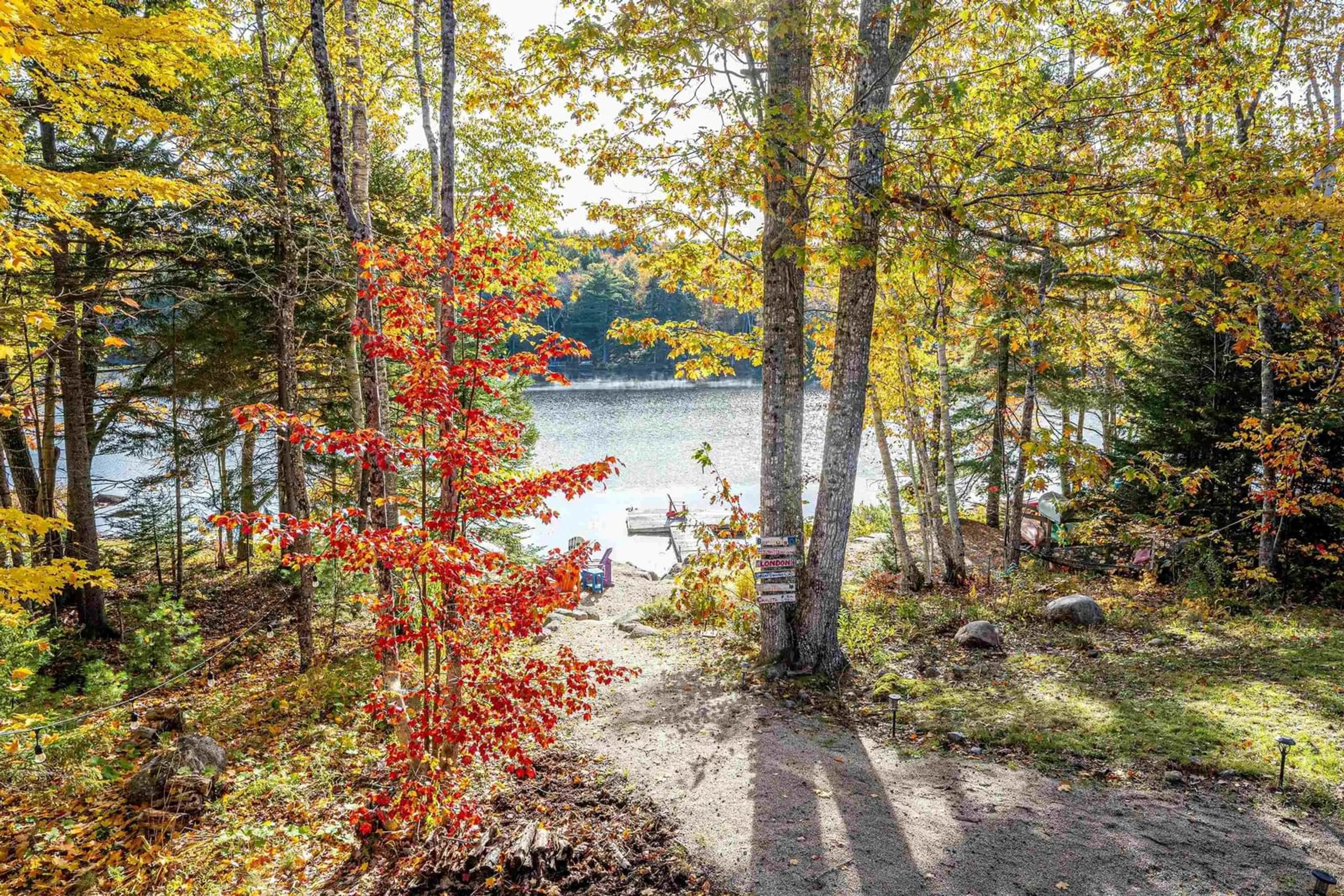 Patio, water/lake/river/ocean view for 142 Canyon Point Rd, Vaughan Nova Scotia B0N 2T0