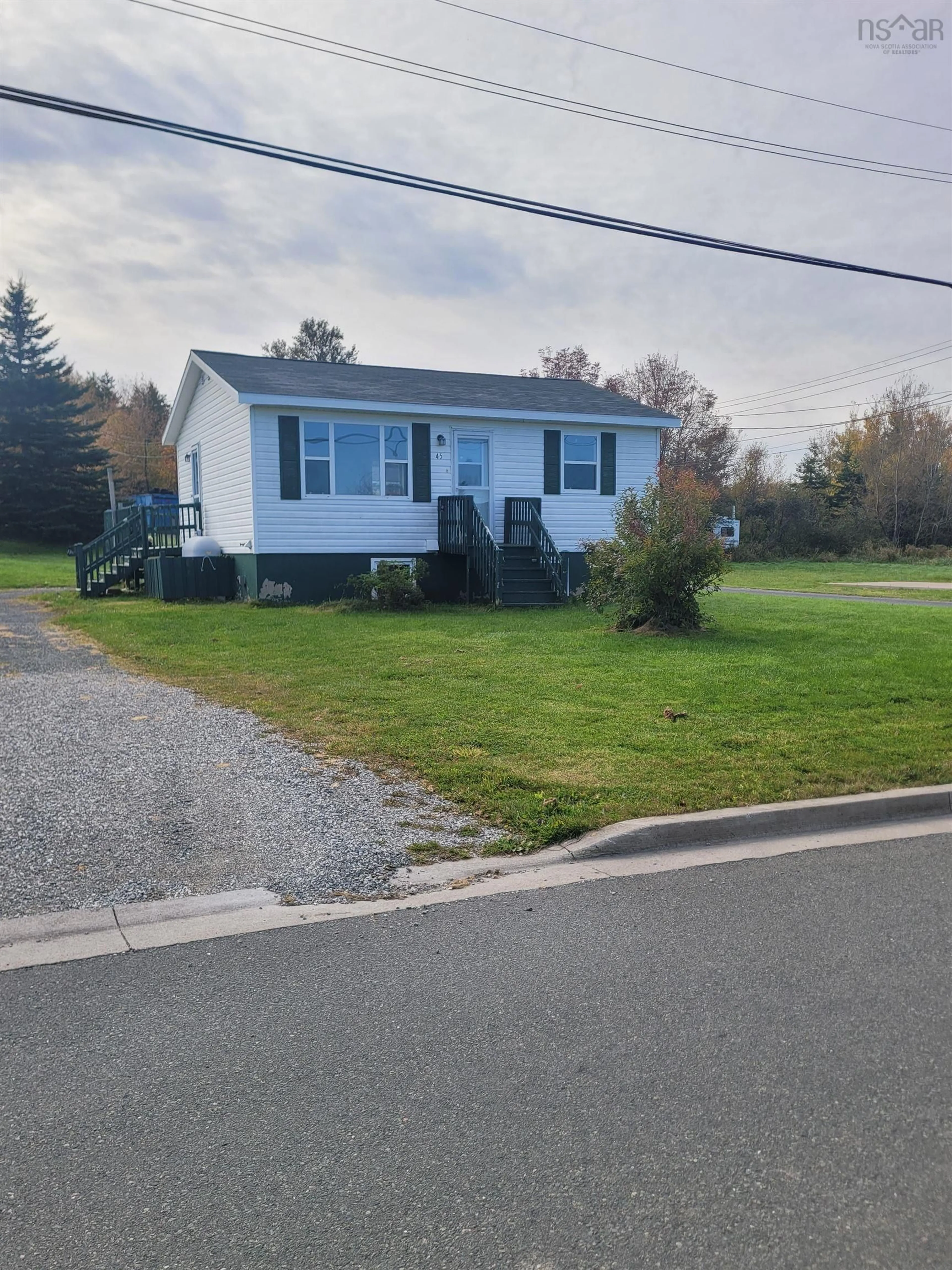 Unknown for 45 Railroad St, Dominion Nova Scotia B1G 1T2