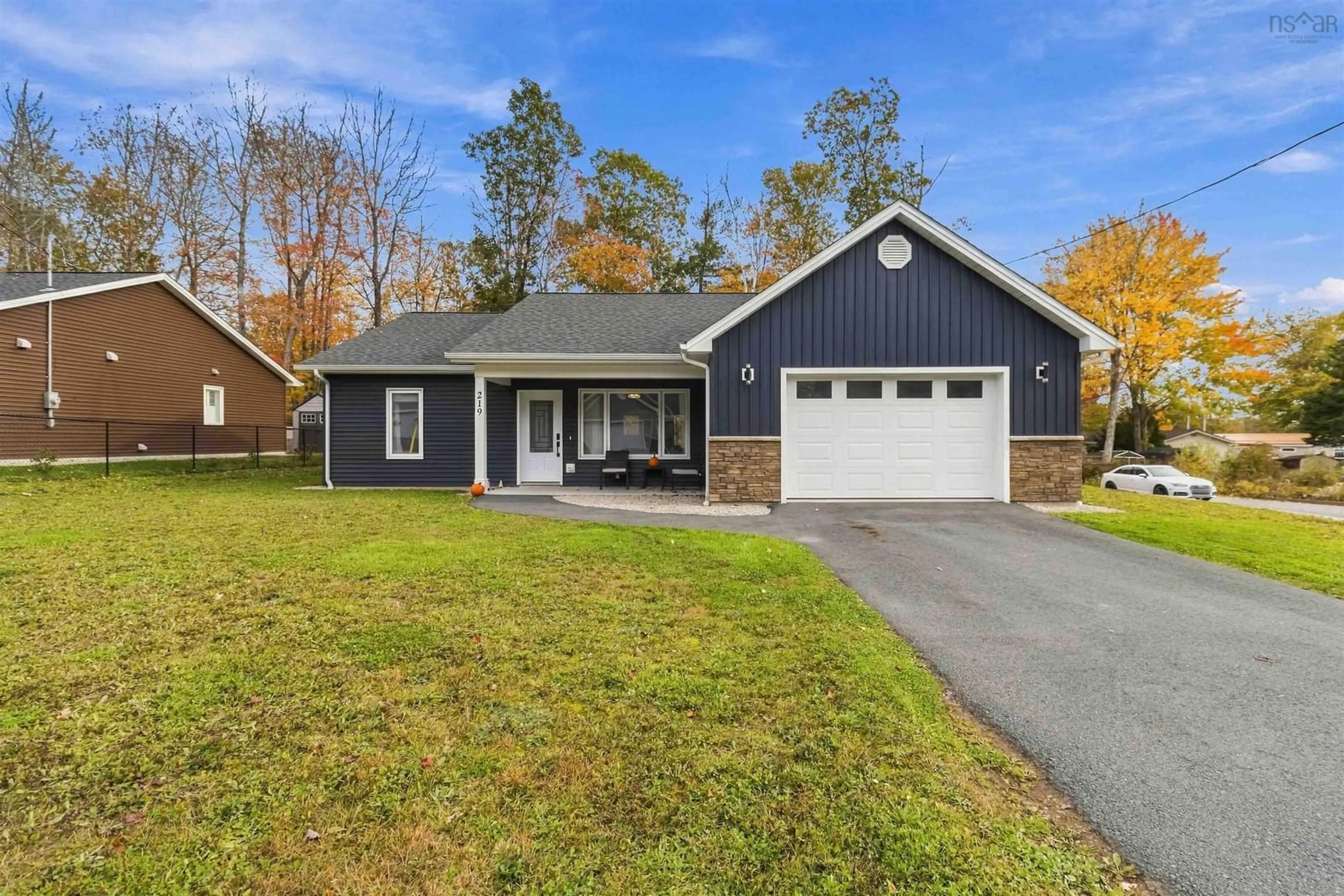 Unknown for 219 Winburn Ave, Bridgewater Nova Scotia B4V 9A4