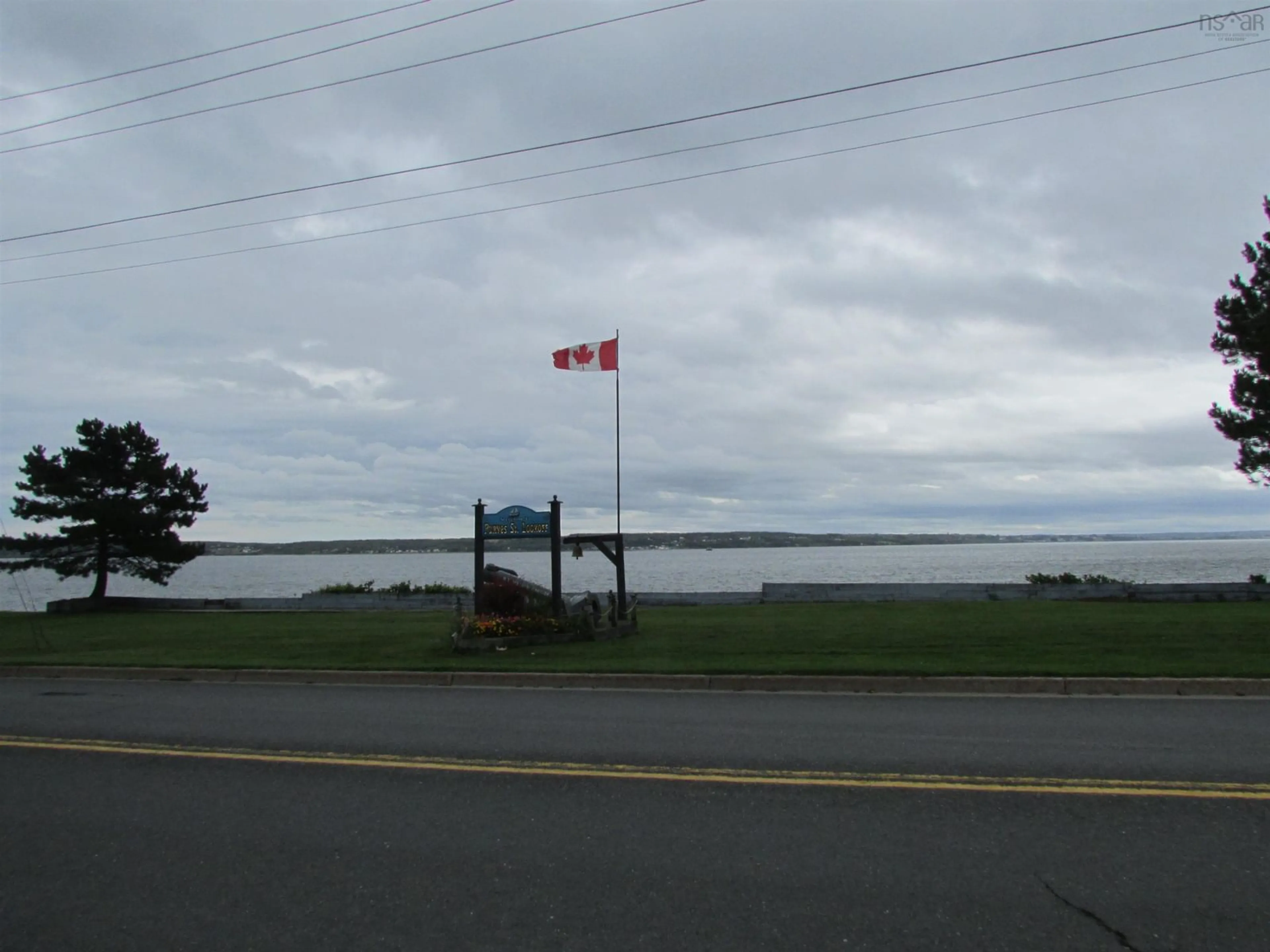 Blurry image for 476 Purves St, North Sydney Nova Scotia B2A 1E3