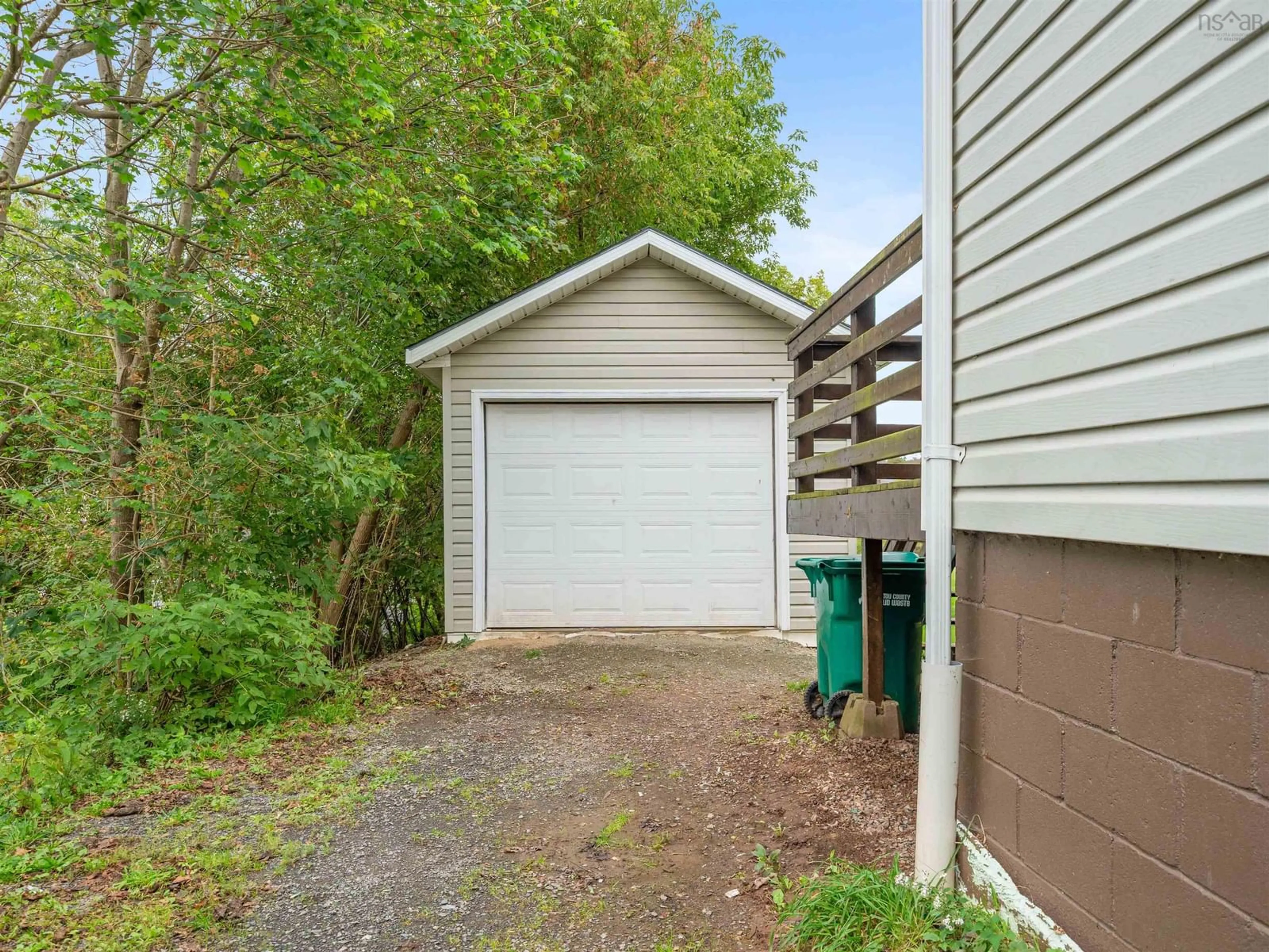 Shed for 68 Albion St, New Glasgow Nova Scotia B2H 1N3