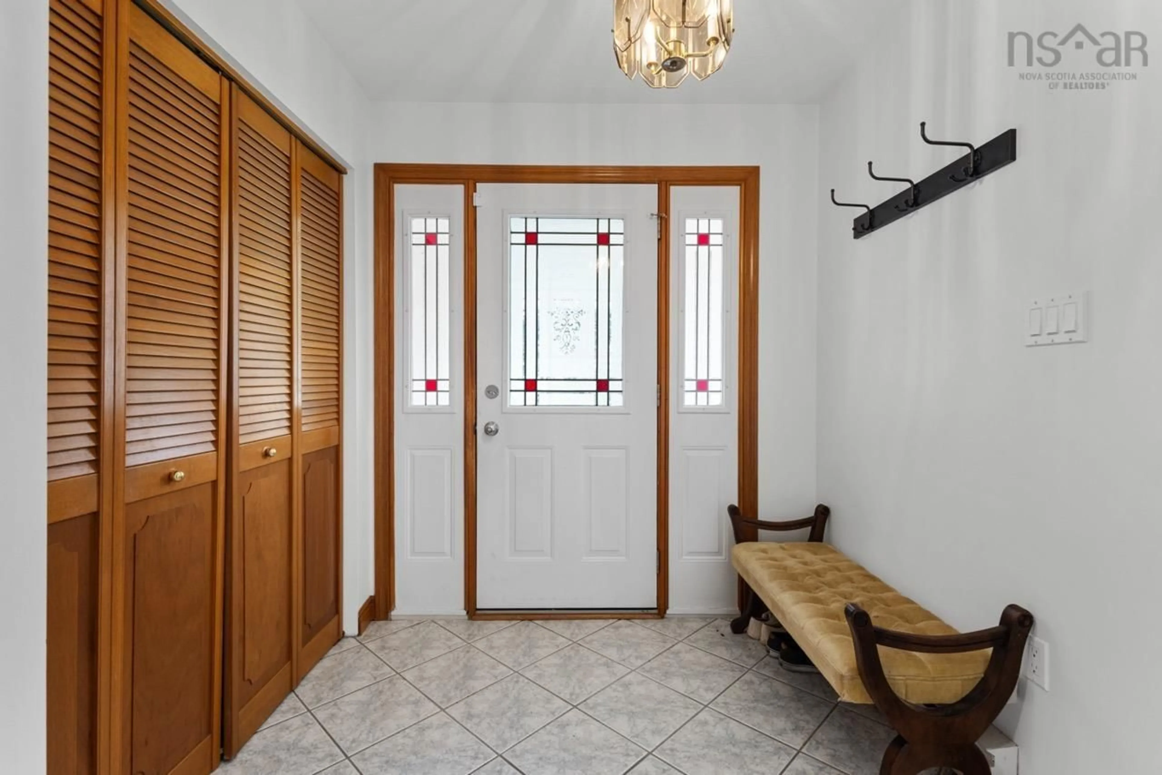 Indoor entryway for 24 Rossi Dr, Dartmouth Nova Scotia B2X 3L6