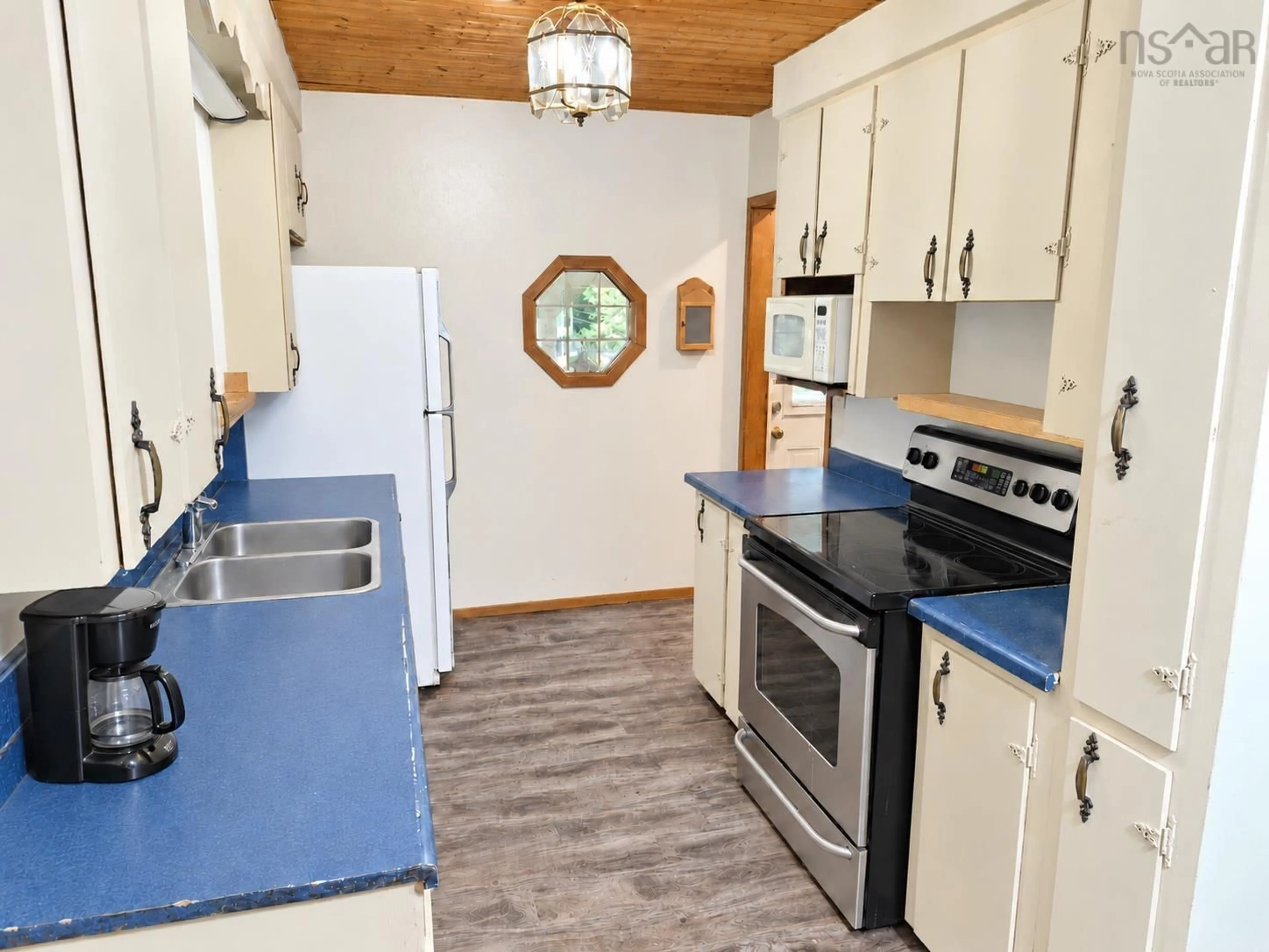 Standard kitchen, unknown for 4578 Highway 7, Spanish Ship Bay Nova Scotia B0J 2A0