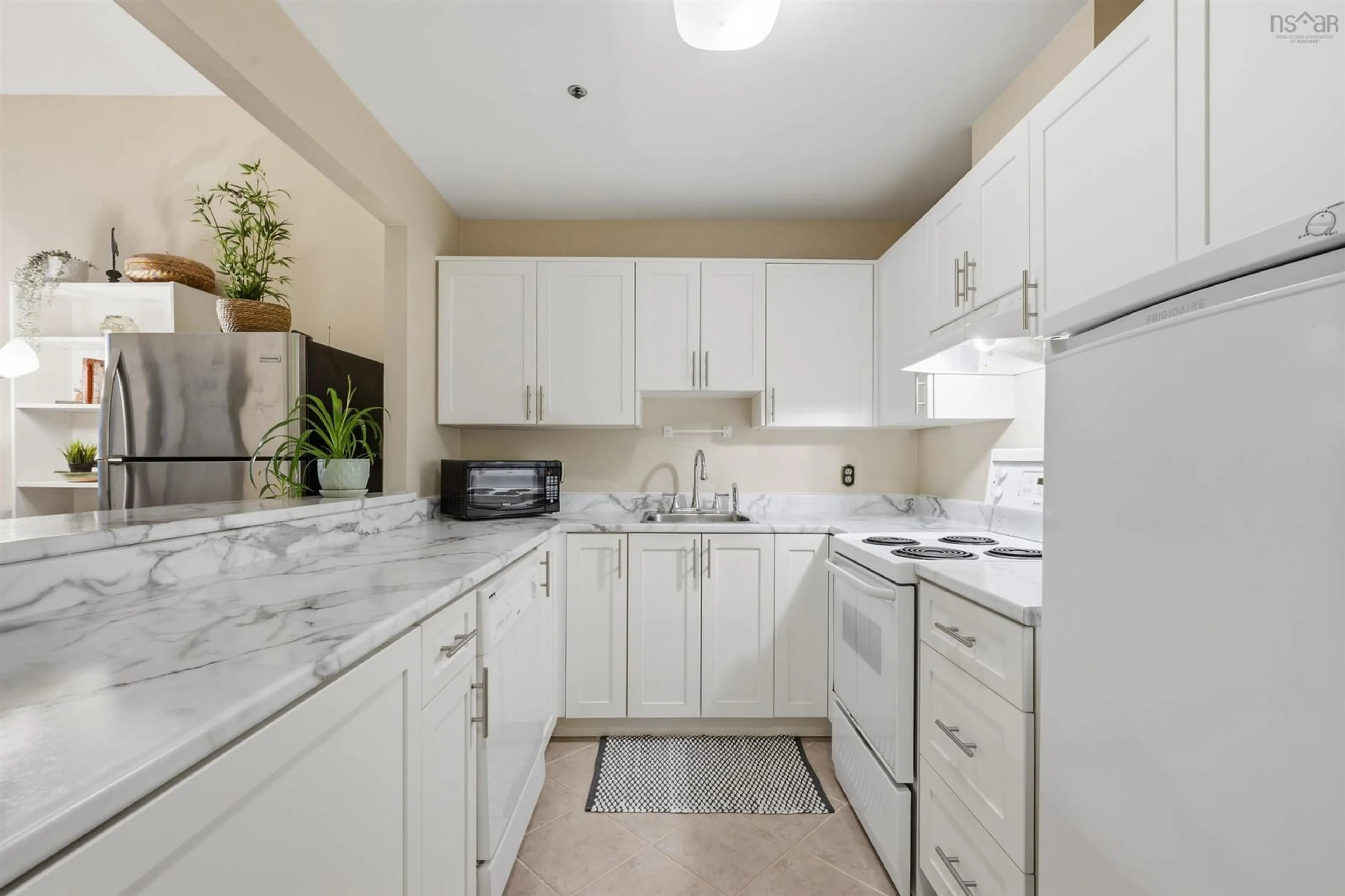 Standard kitchen, unknown for 1326 Lower Water St #110, Halifax Nova Scotia B3J 3R3