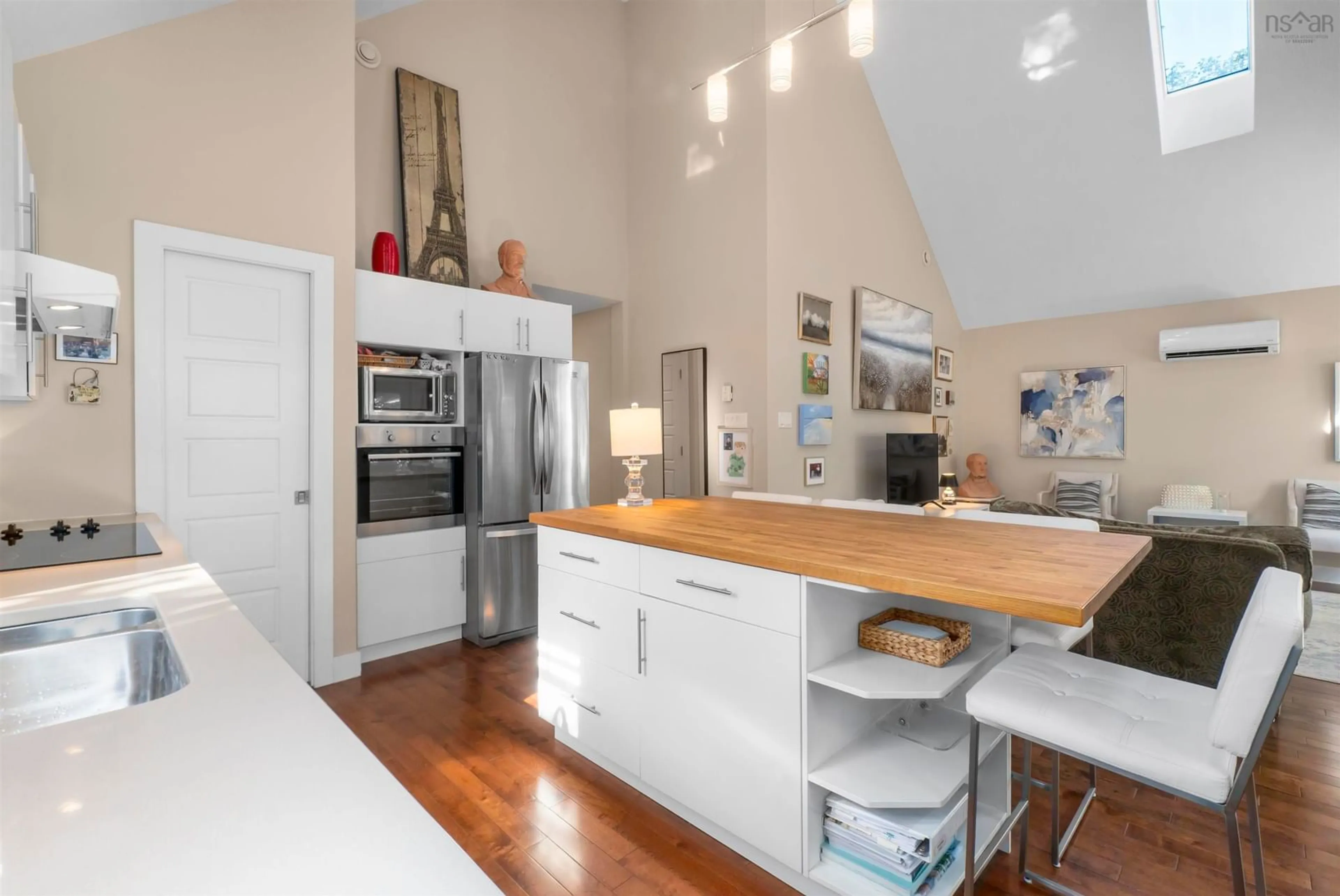 Contemporary kitchen, unknown for 2487 Davison St #A/B, Halifax Nova Scotia B3K 4K9