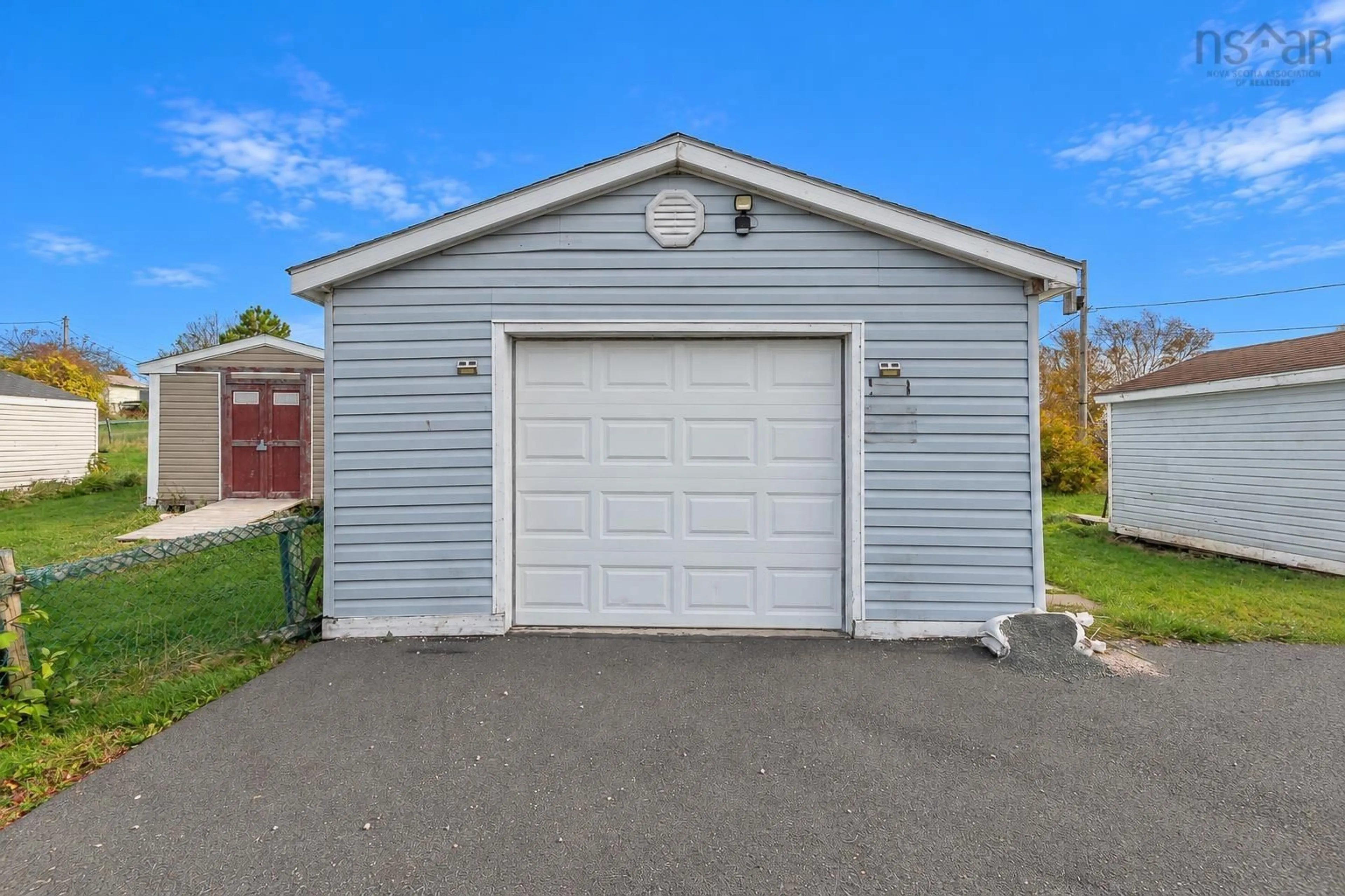 Indoor garage for 326 Lingan Rd, Sydney Nova Scotia B1N 1W3