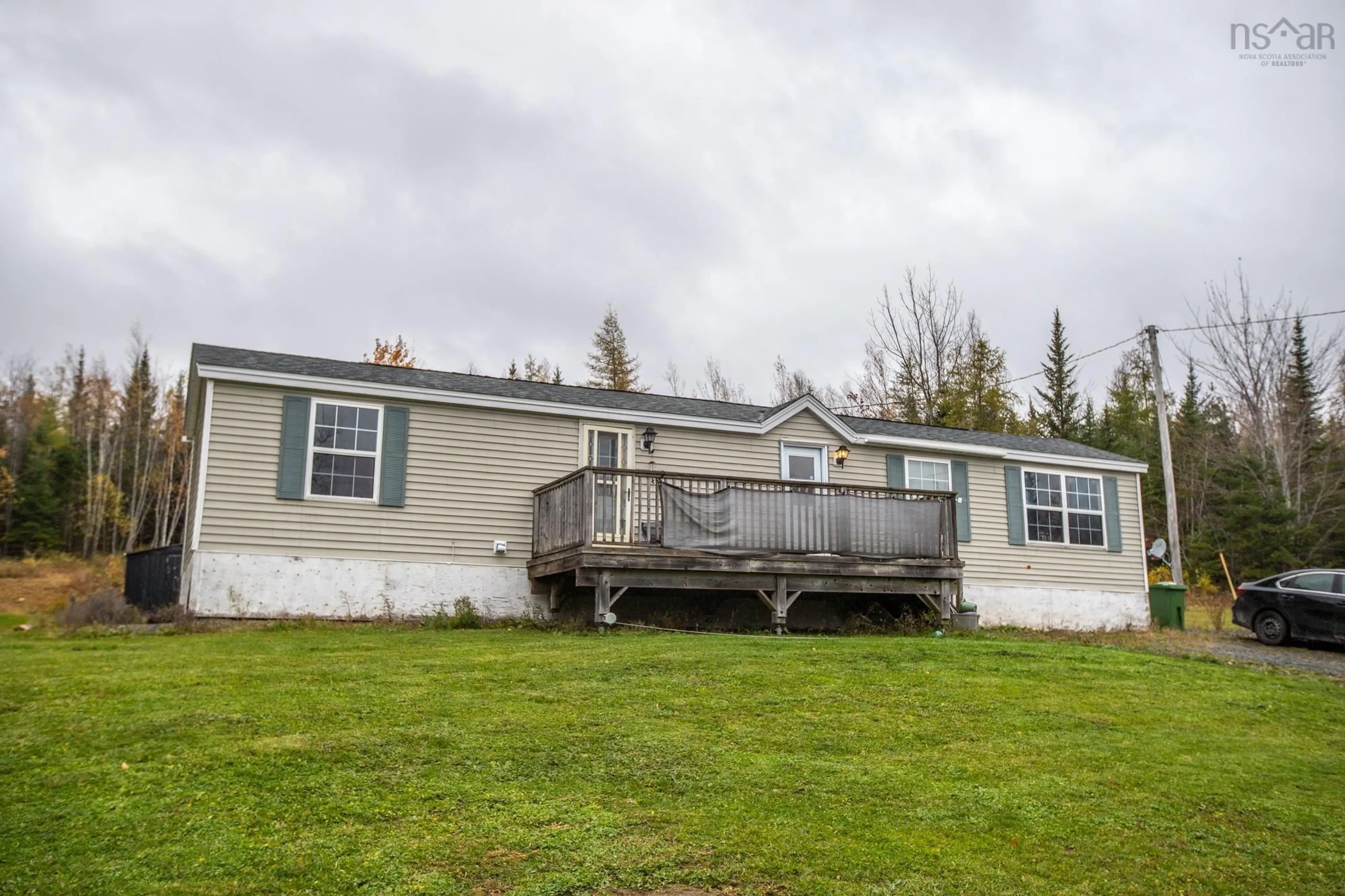 Home with vinyl exterior material, unknown for 705 Lake Egmont Rd, Lake Egmont Nova Scotia B0N 1Y0