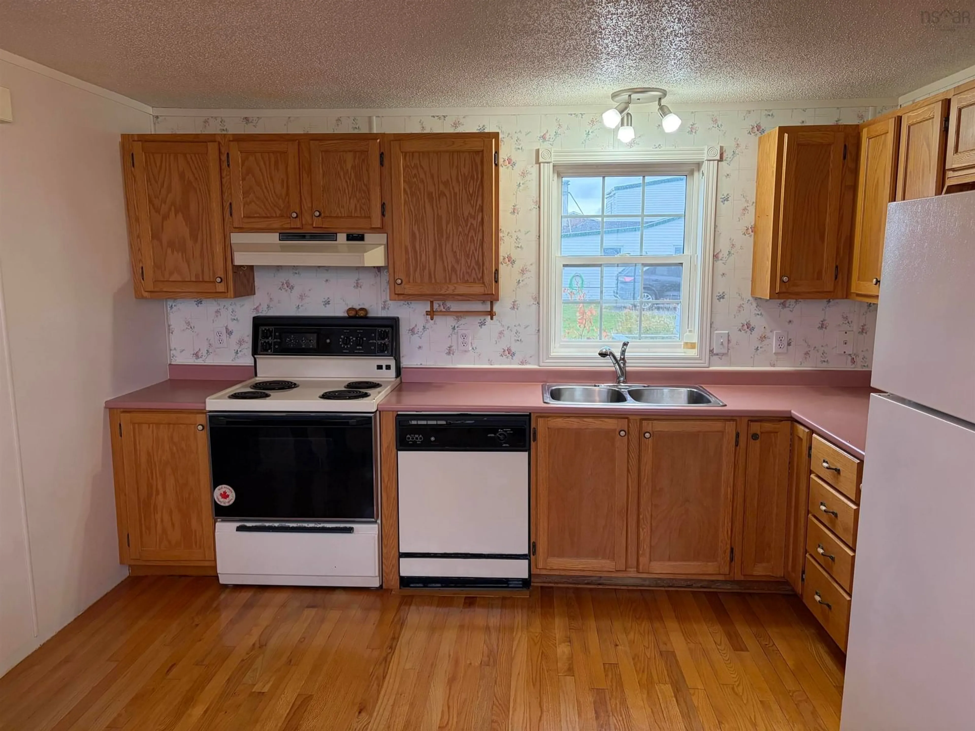 Standard kitchen, unknown for 23 Row St, Glace Bay Nova Scotia B1A 4T8