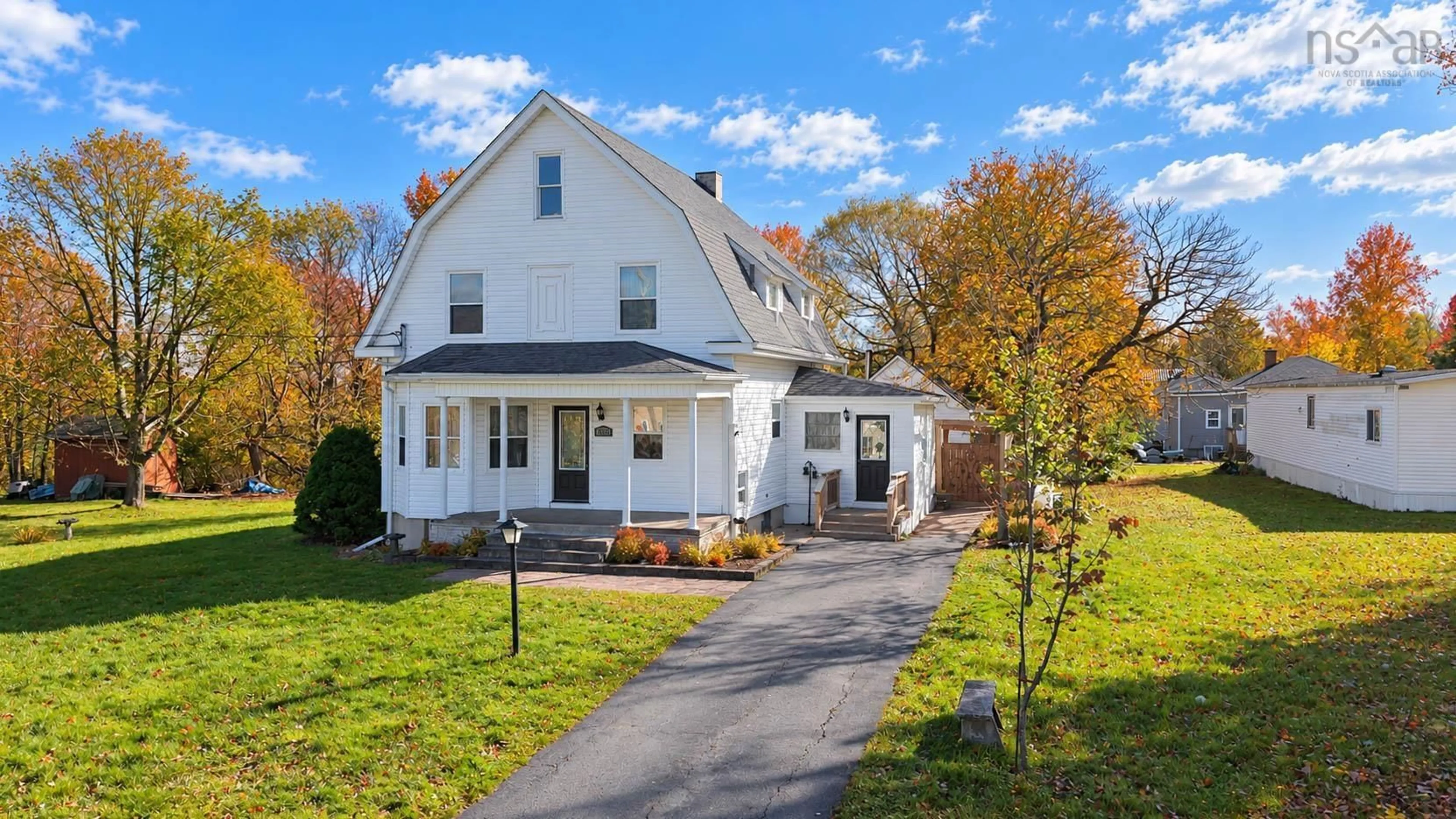 A pic from outside/outdoor area/front of a property/back of a property/a pic from drone, street for 2131 Queen St, Westville Nova Scotia B0K 2A0