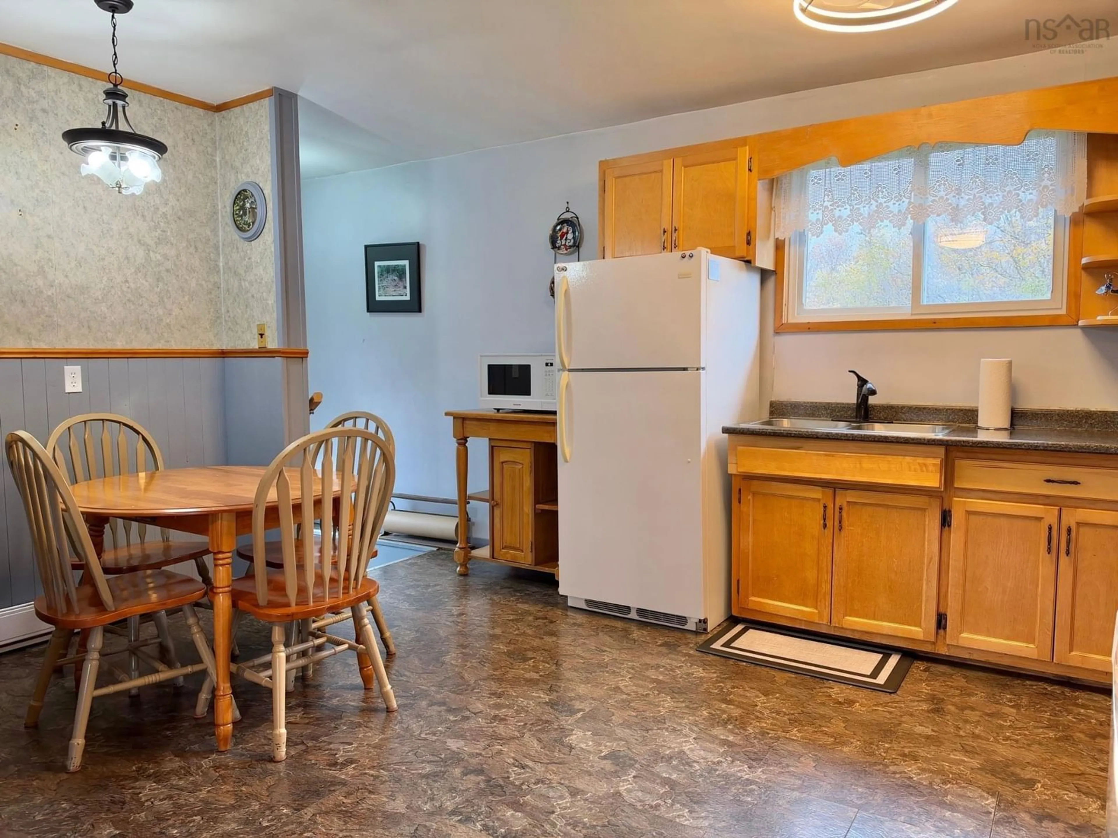 Standard kitchen, ceramic/tile floor for 657 North Kemptville Rd, North Kemptville Nova Scotia B5A 5P2