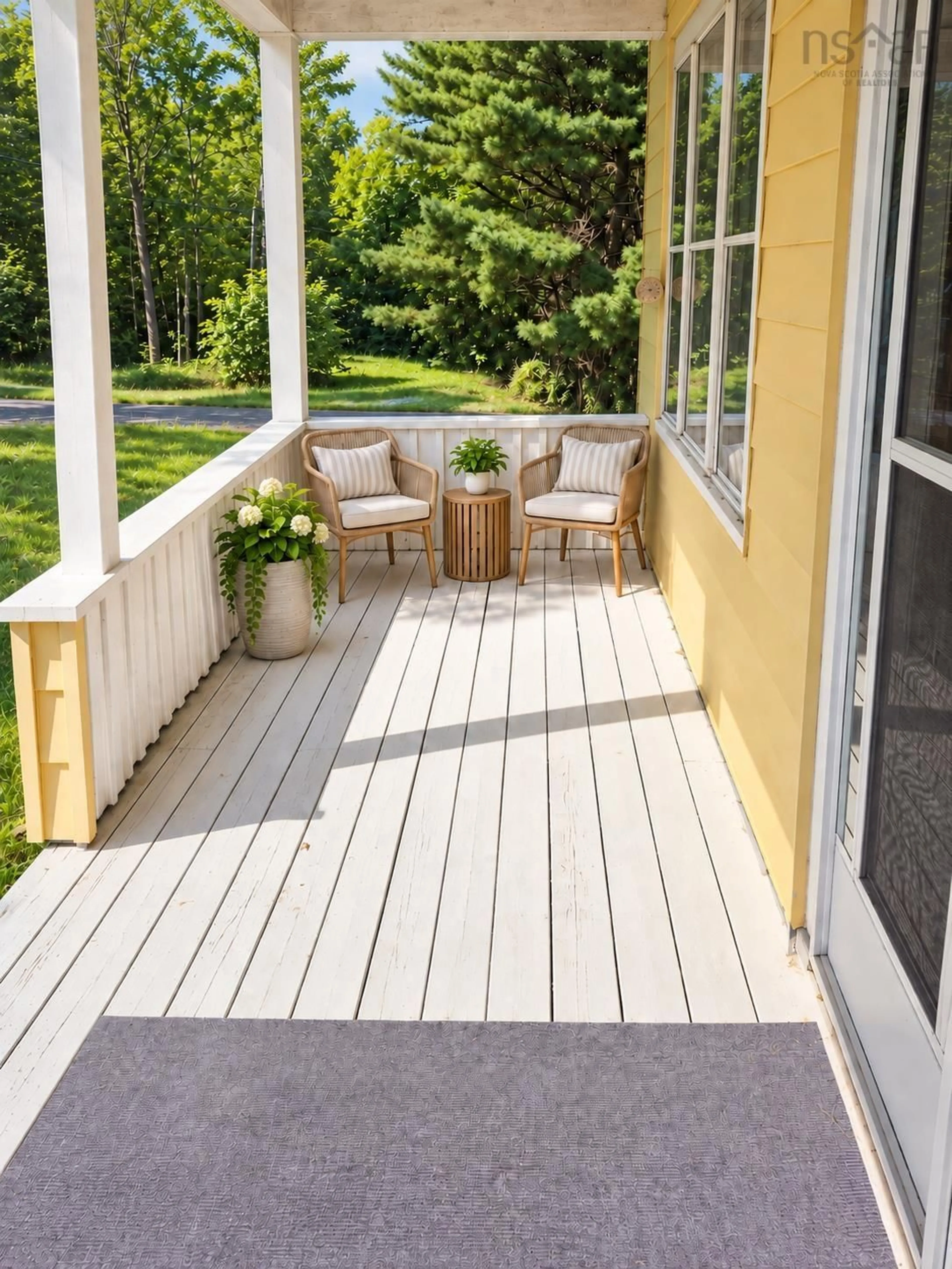 Patio, street for 650 Main St, Mulgrave Nova Scotia B0E 2G0