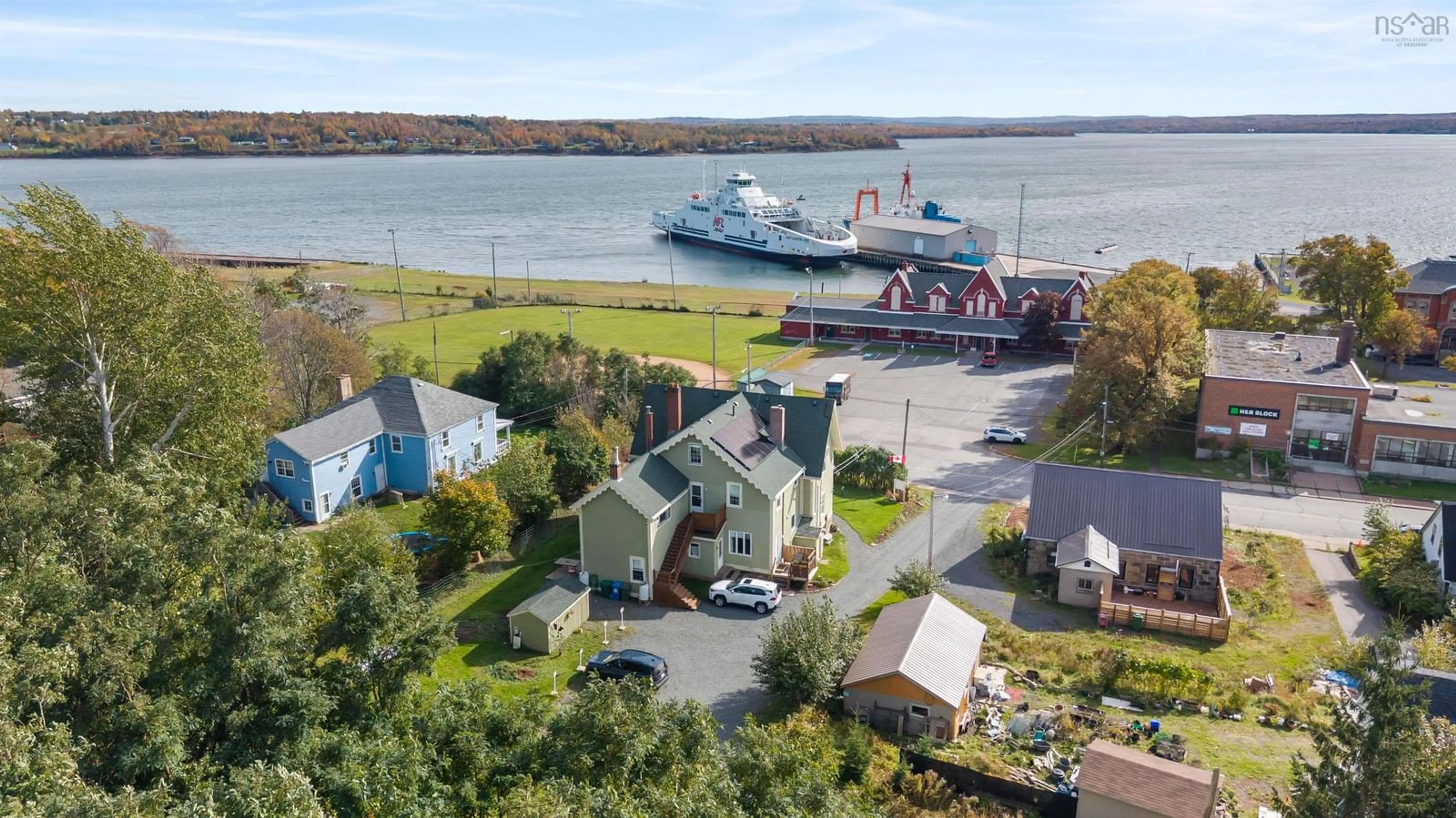 A pic from outside/outdoor area/front of a property/back of a property/a pic from drone, water/lake/river/ocean view for 68 Front St, Pictou Nova Scotia B0K 1H0