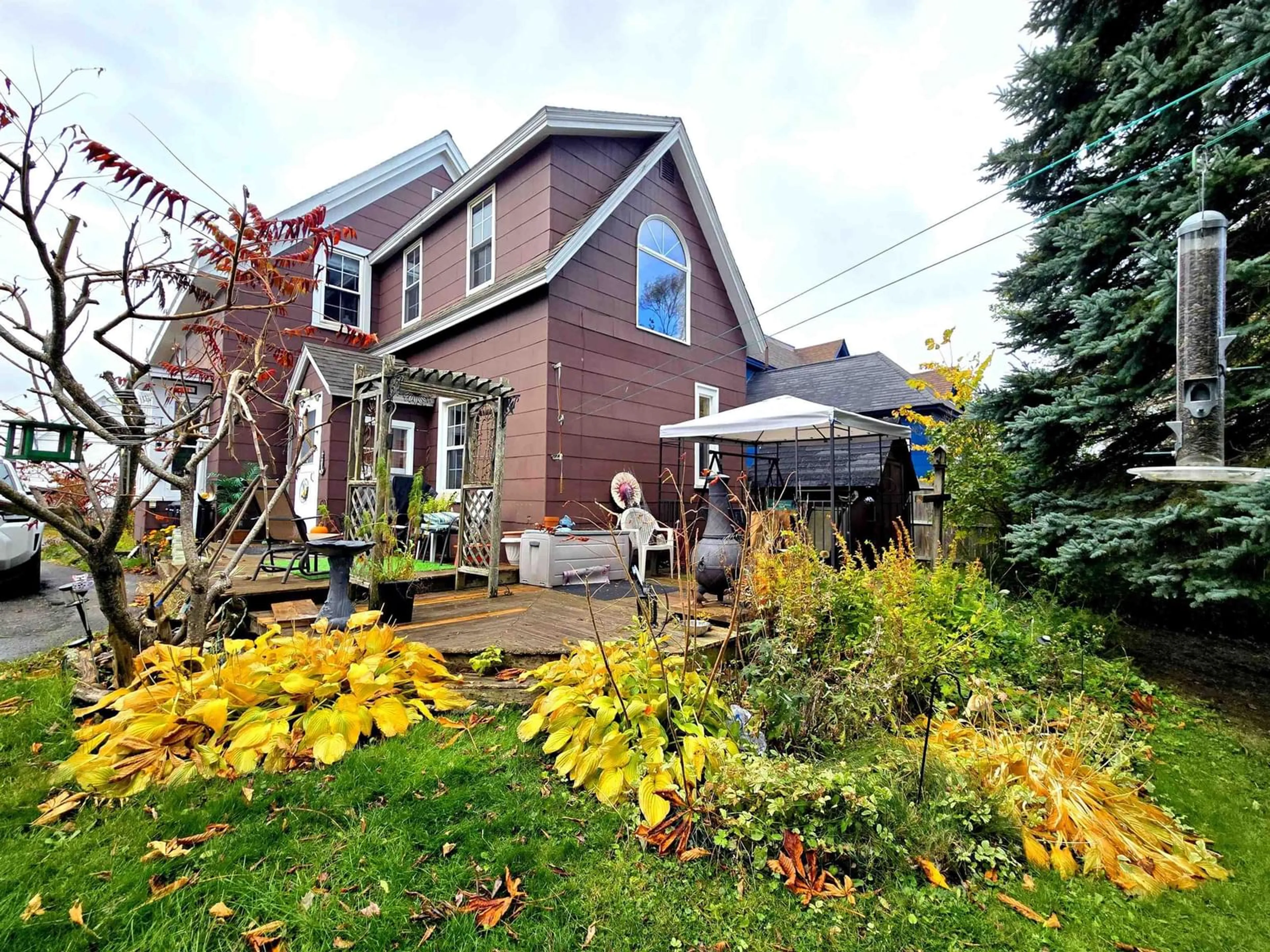 A pic from outside/outdoor area/front of a property/back of a property/a pic from drone, street for 26 Croft St, Amherst Nova Scotia B4H 2Z4