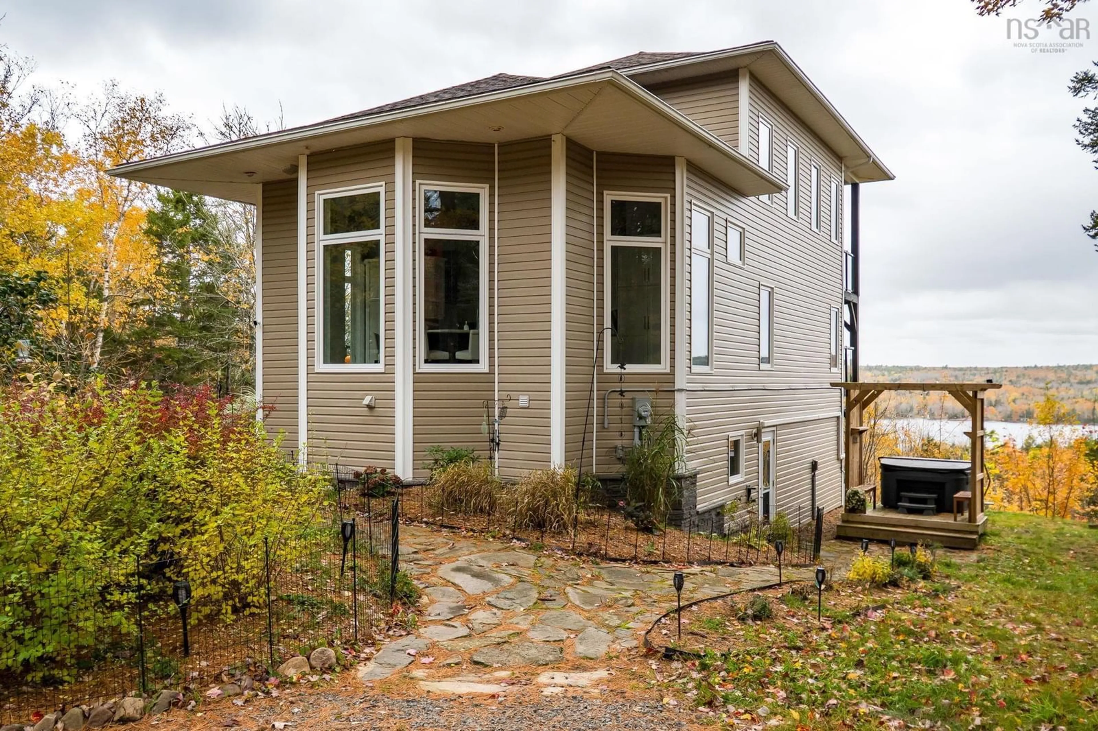 Home with vinyl exterior material, street for 584 Summit Ridge Rd, Vaughan Nova Scotia B0N 2T0