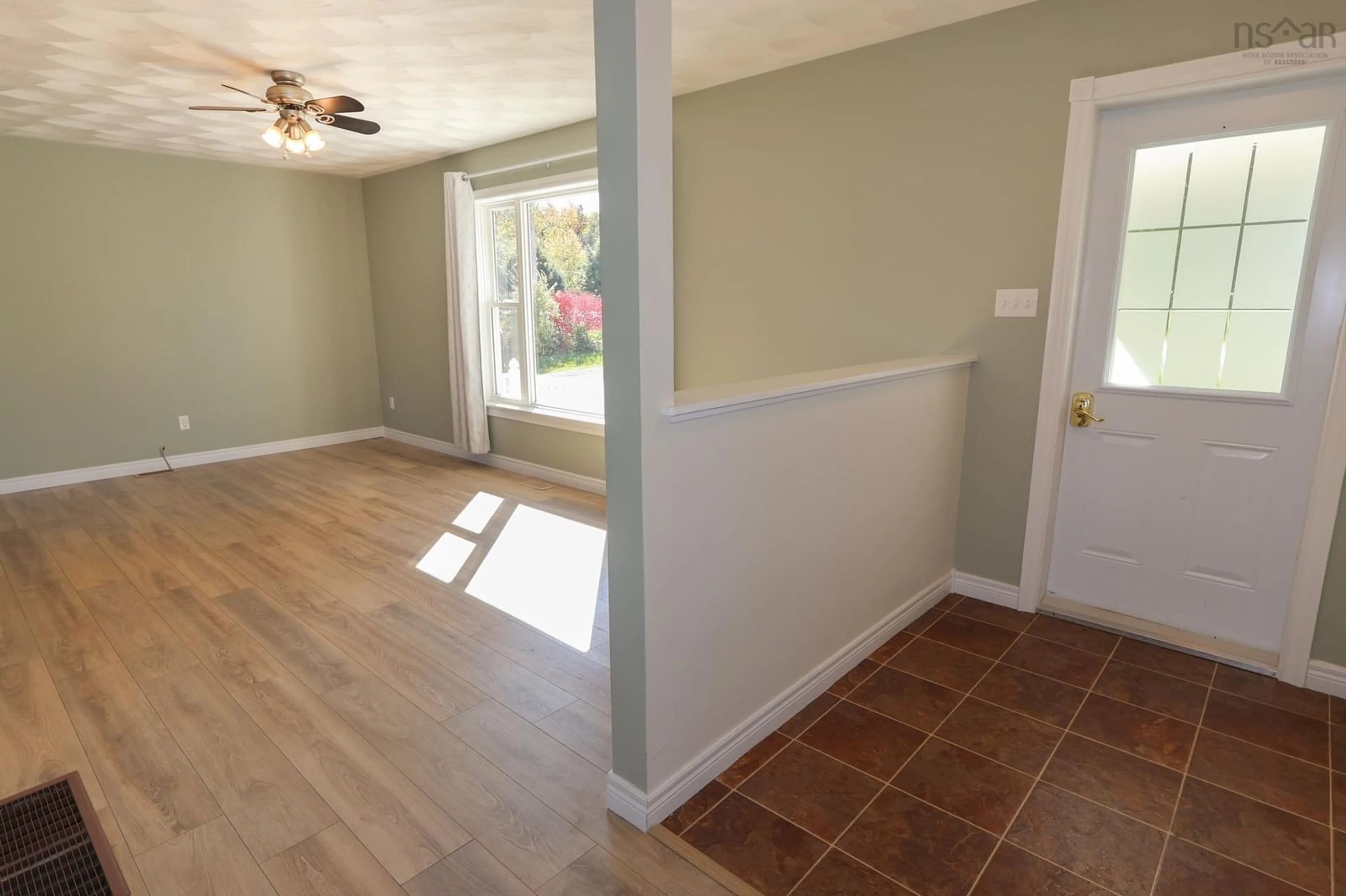 Indoor entryway for 69 Dawson Hts, Pine Grove Nova Scotia B0J 1E0
