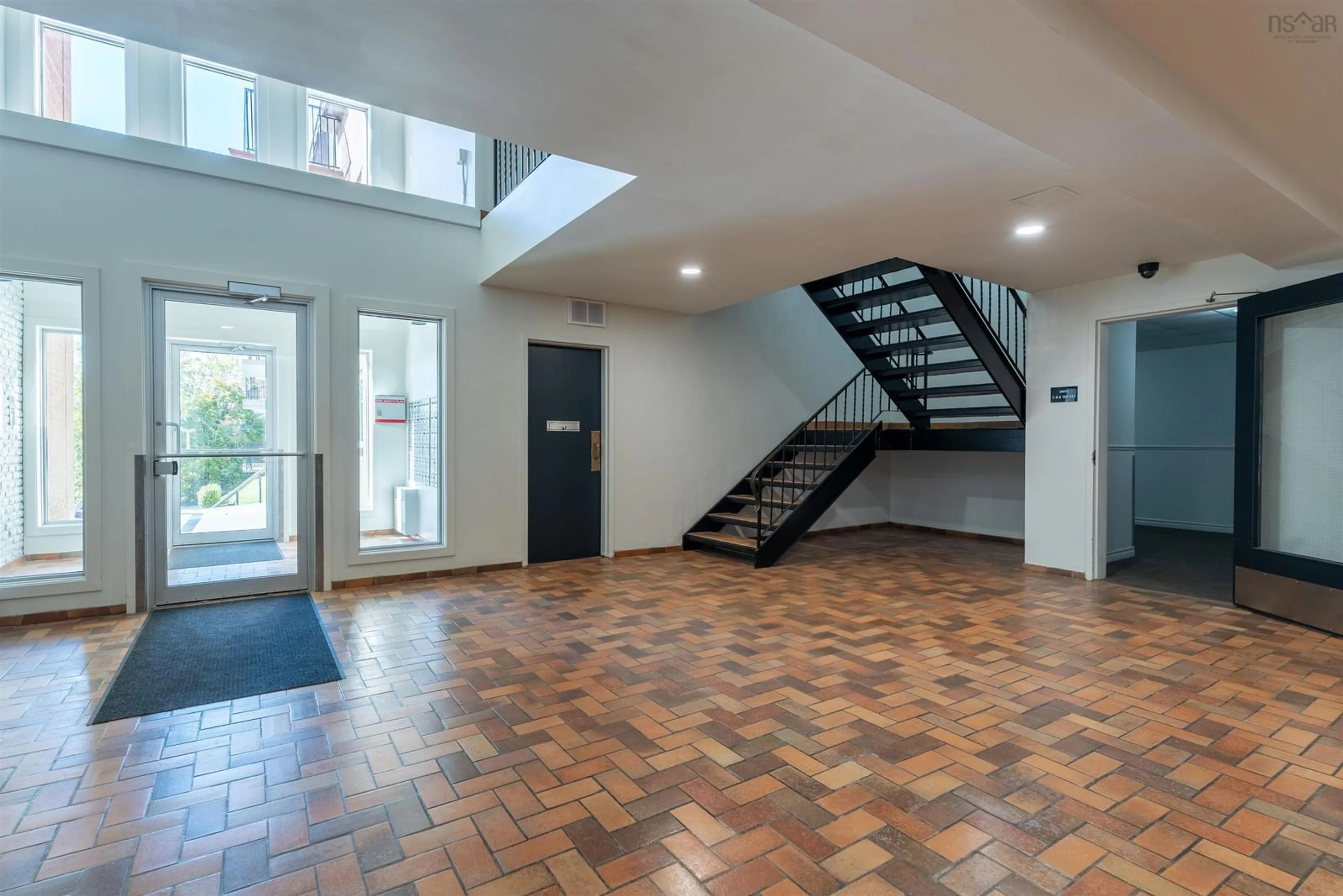 Indoor foyer for 7 Jamieson St #325, Harbourview Nova Scotia B3A 4L2