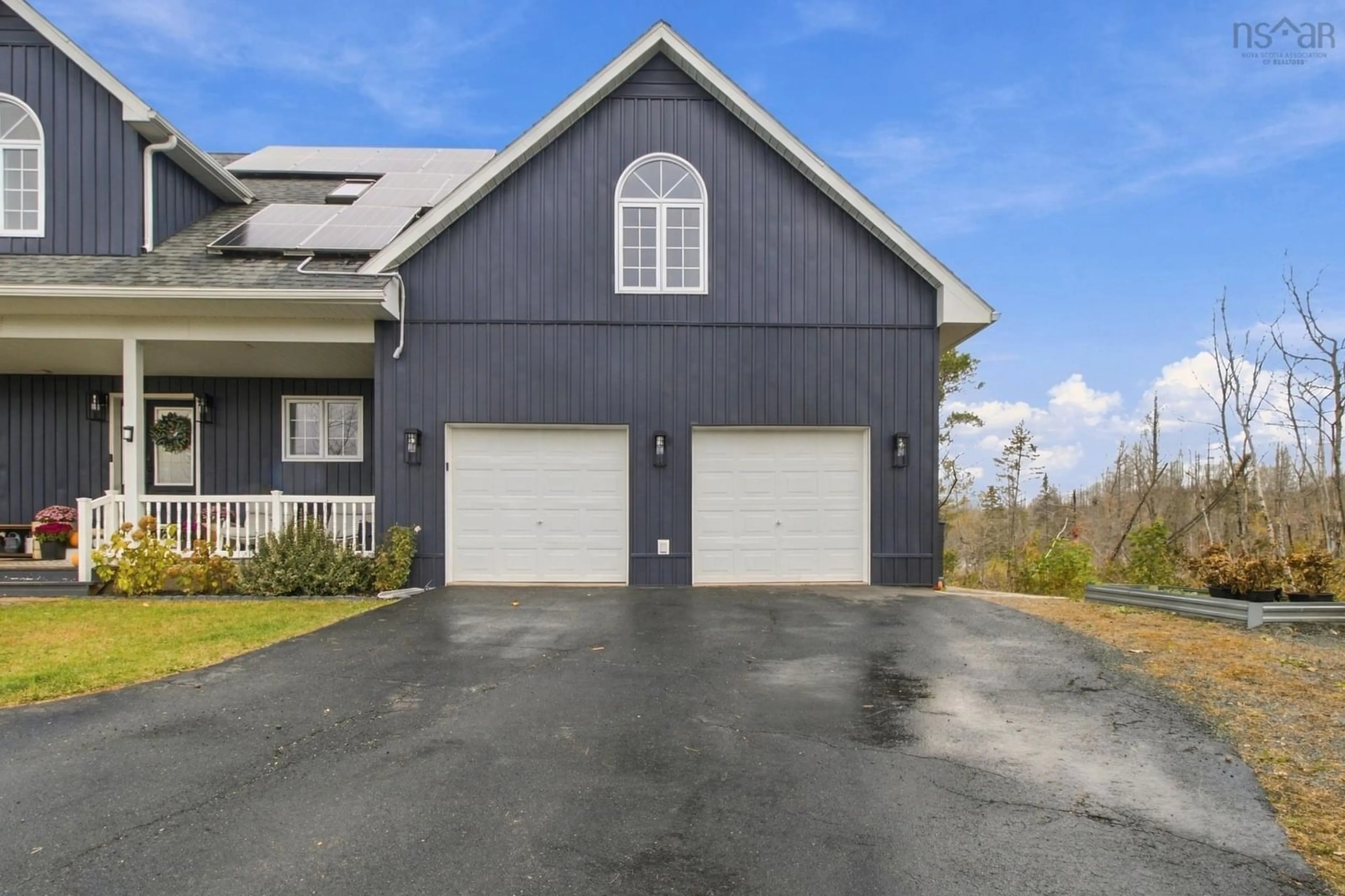 Indoor garage for 274 Longwood Lane, Stillwater Lake Nova Scotia B3Z 1H7