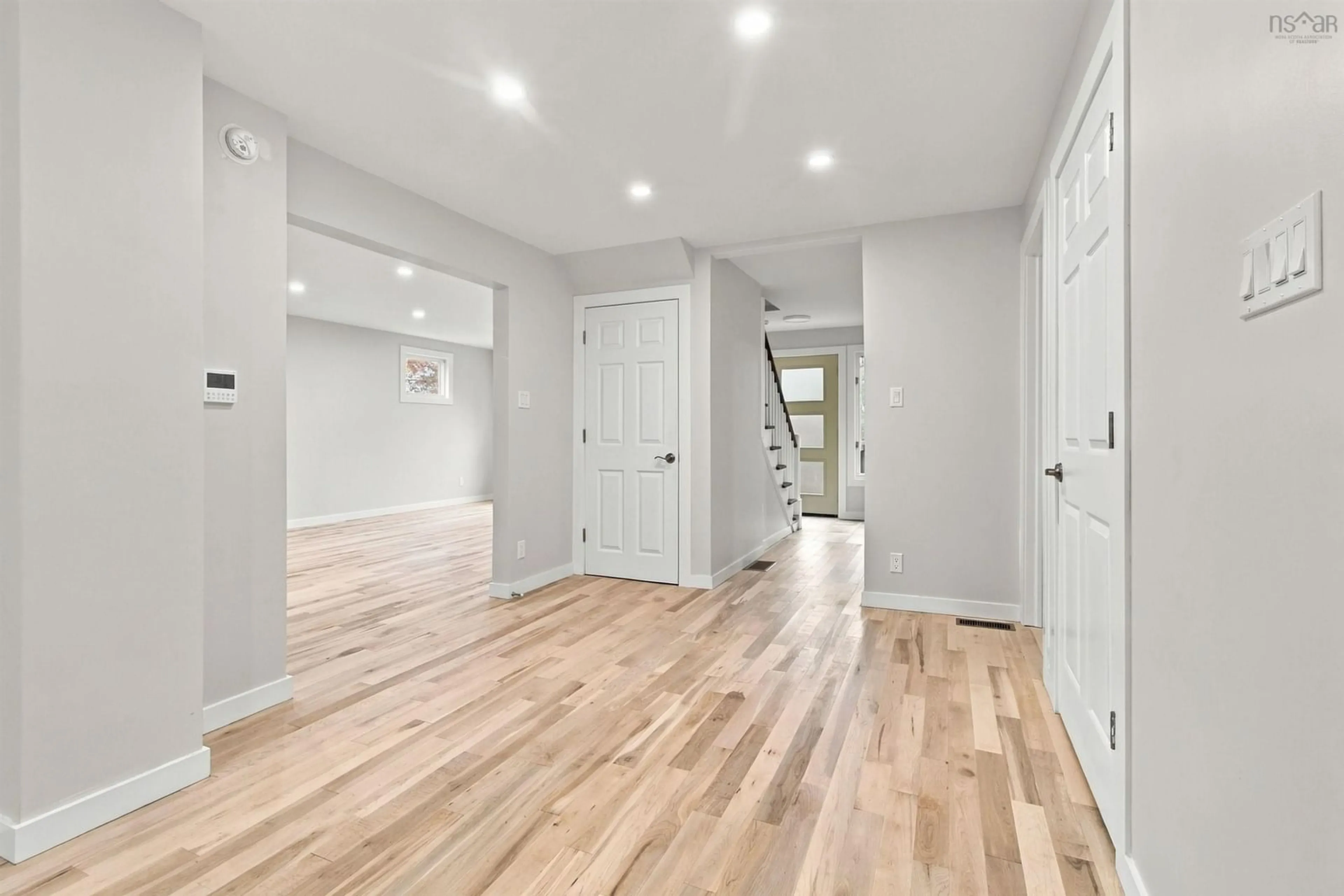Indoor entryway for 7 Millview Ave, Bedford Nova Scotia B4A 1G6