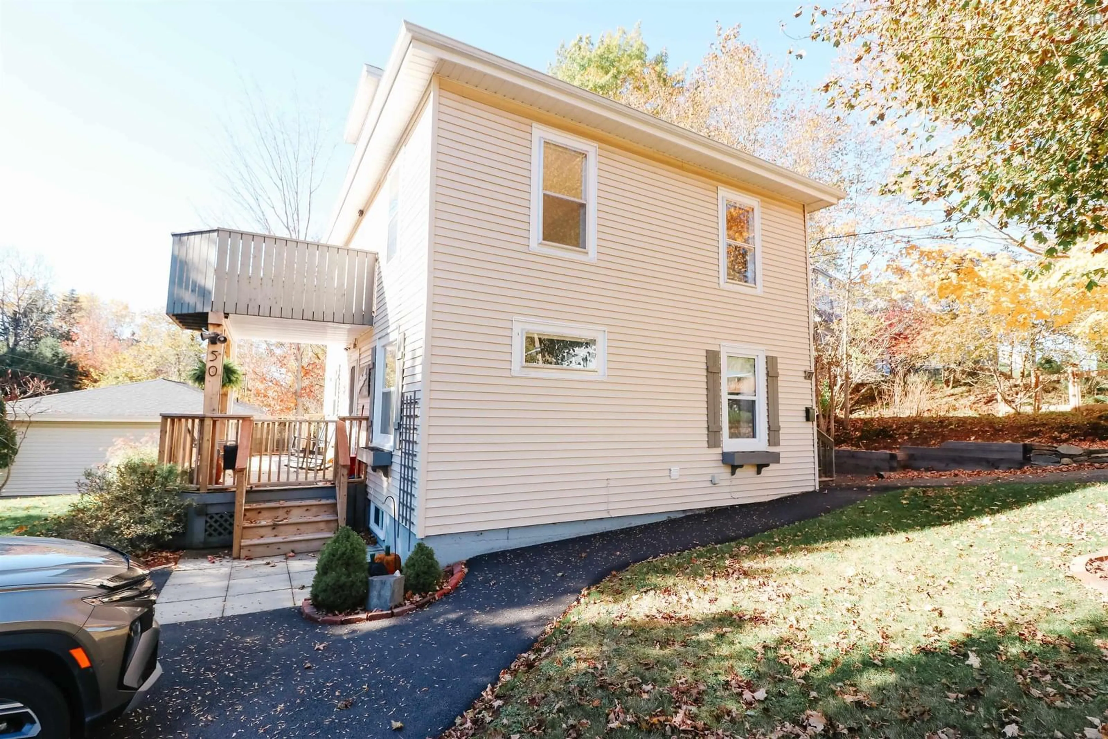 Home with vinyl exterior material, street for 48-50 Burnyeat St, Truro Nova Scotia B2N 4P8