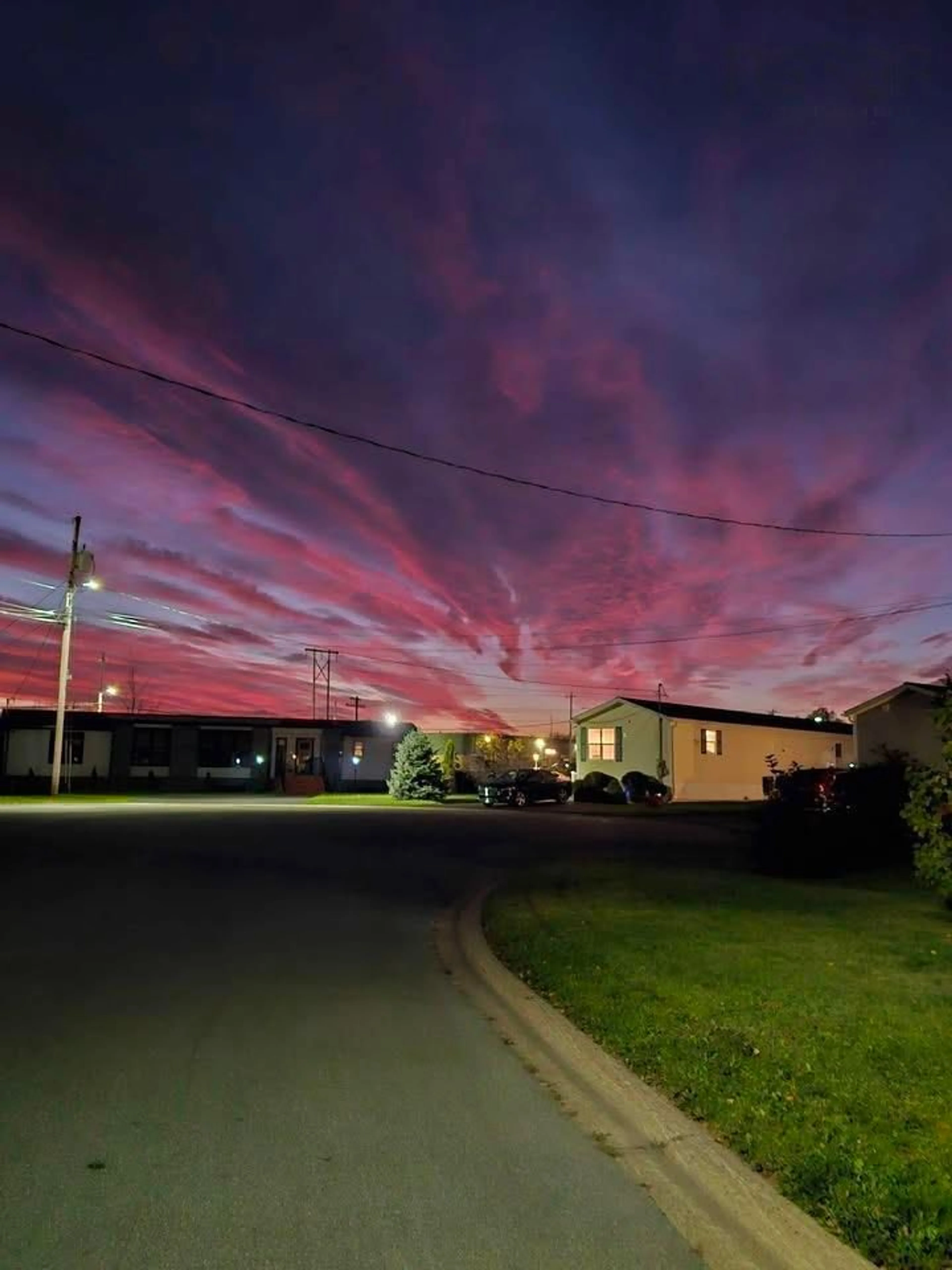 Blurry image for 5 Cambridge Crt, Amherst Nova Scotia B4H 0B7