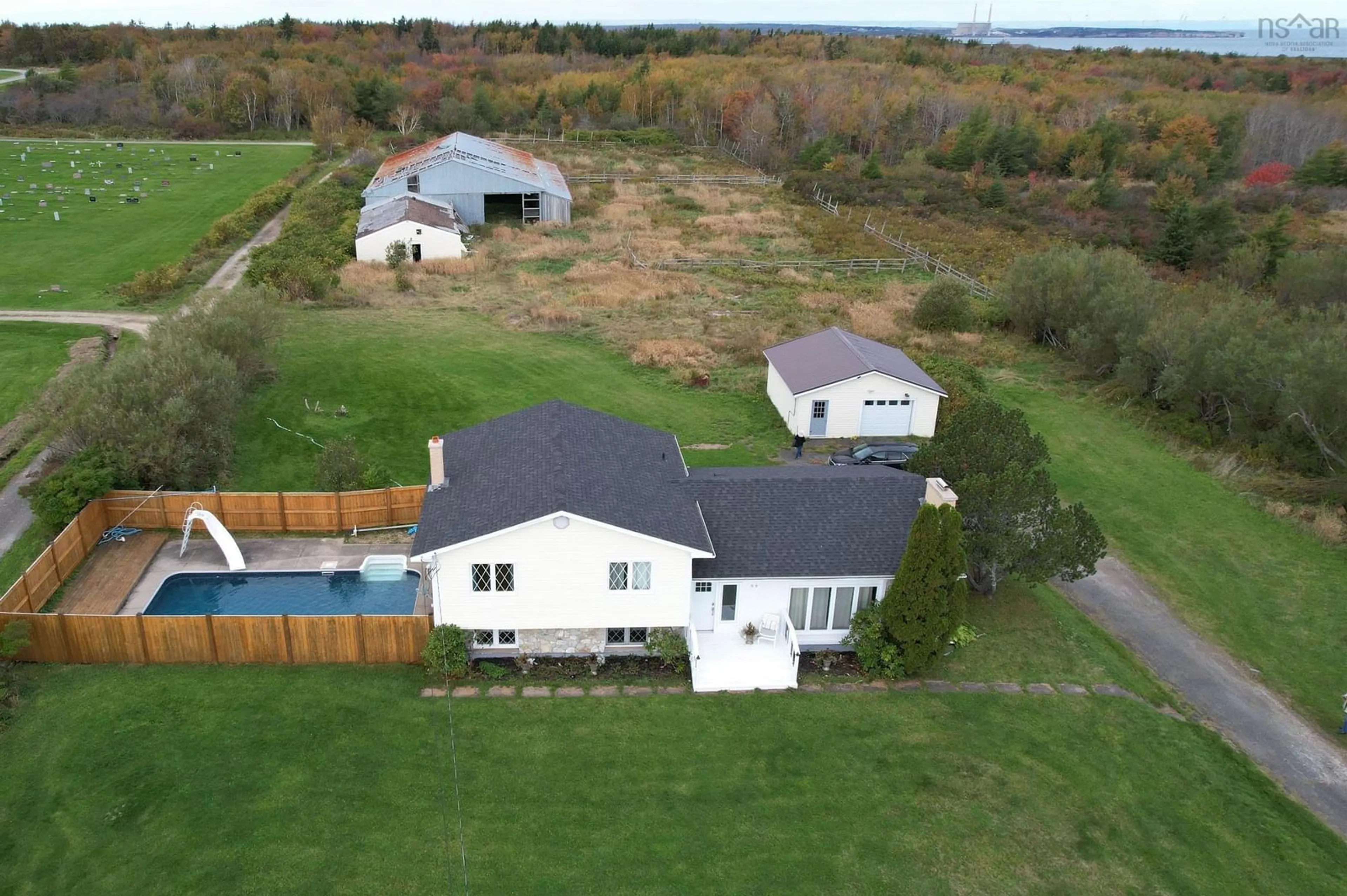 A pic from outside/outdoor area/front of a property/back of a property/a pic from drone, unknown for 89 Wallace Rd, Glace Bay Nova Scotia B1A 4N6