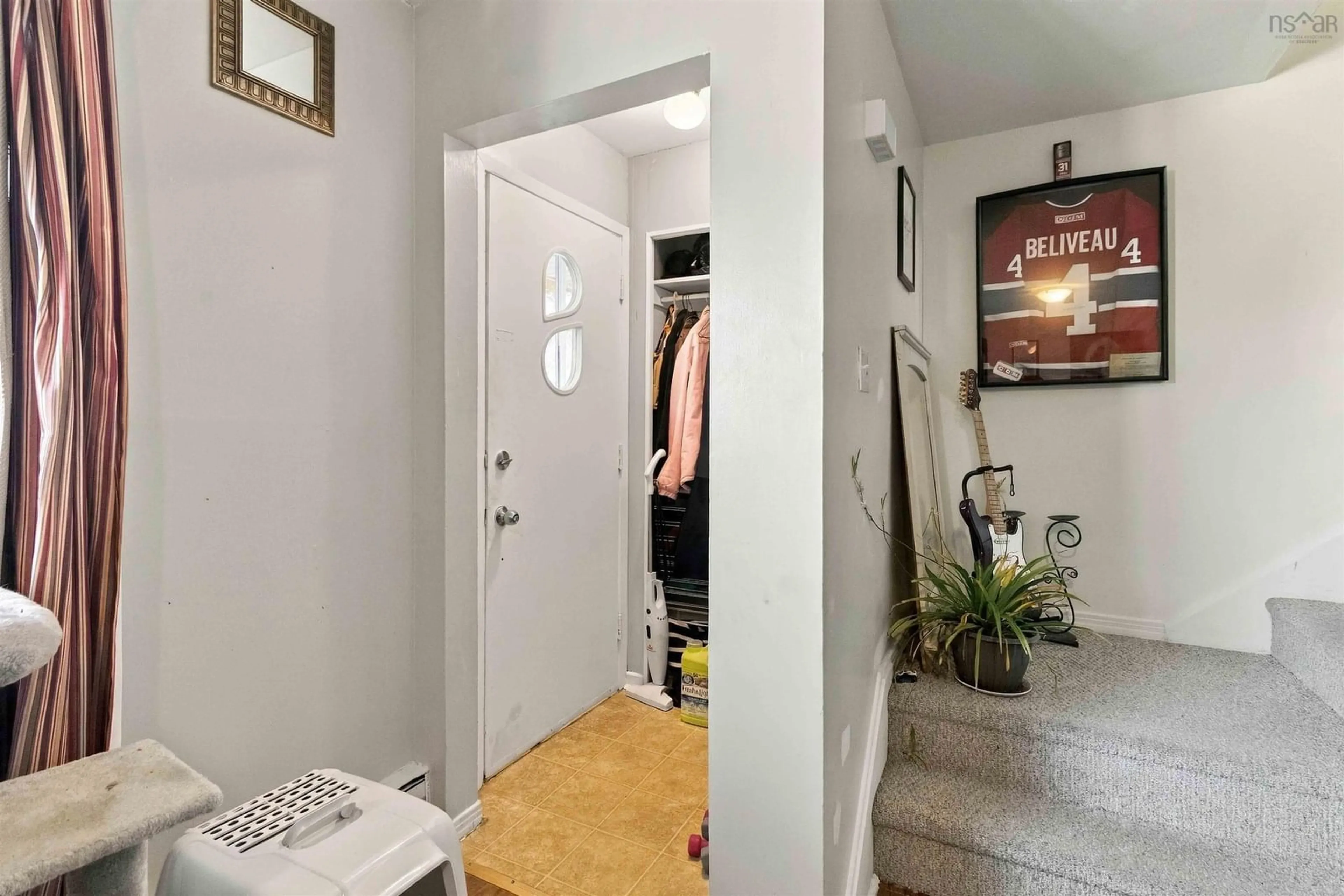 Indoor entryway for 60,62,64 Gordon Ave, Fairview Nova Scotia B4M 2X4