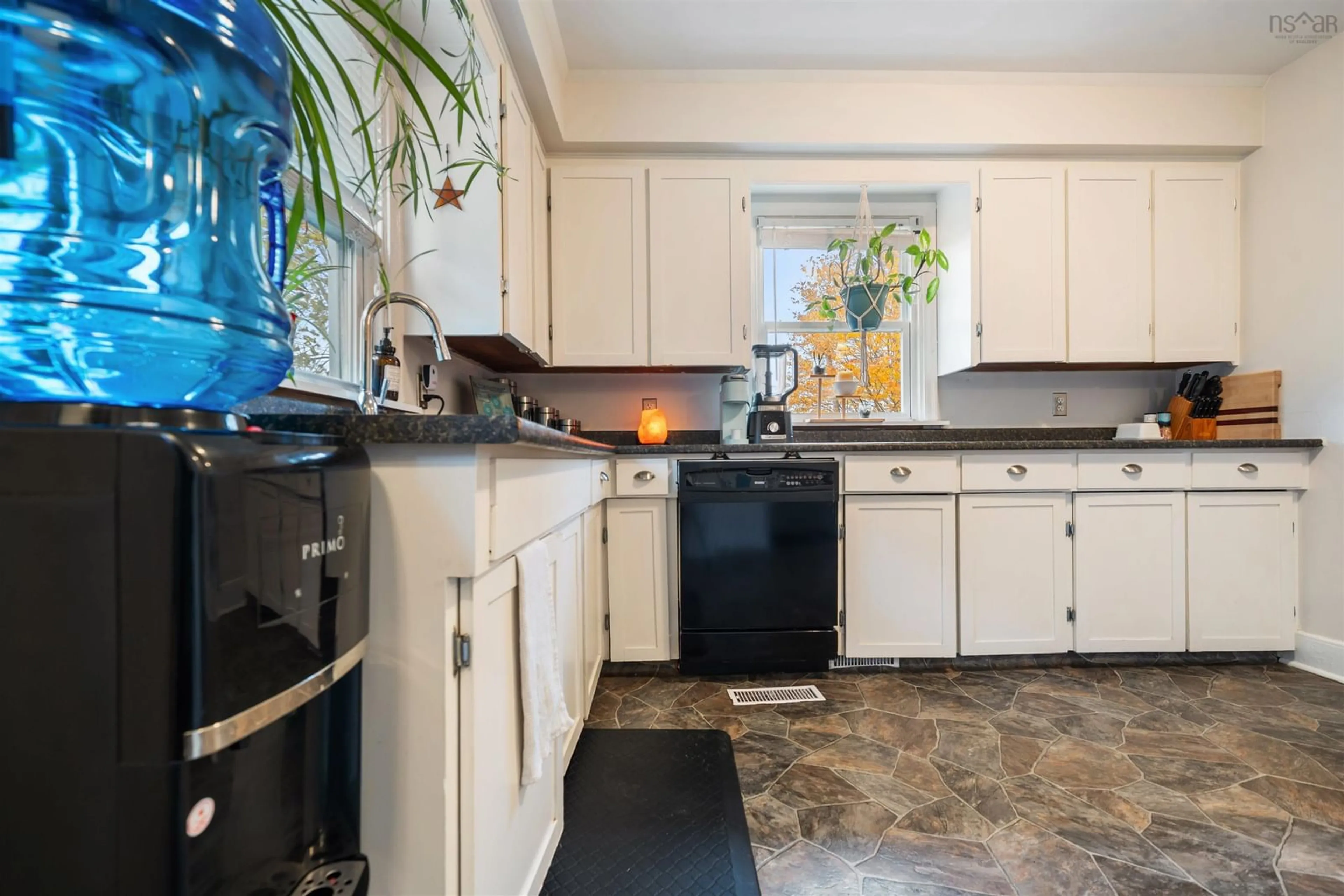 Standard kitchen, ceramic/tile floor for 433 Robie St, Truro Nova Scotia B2N 1M1