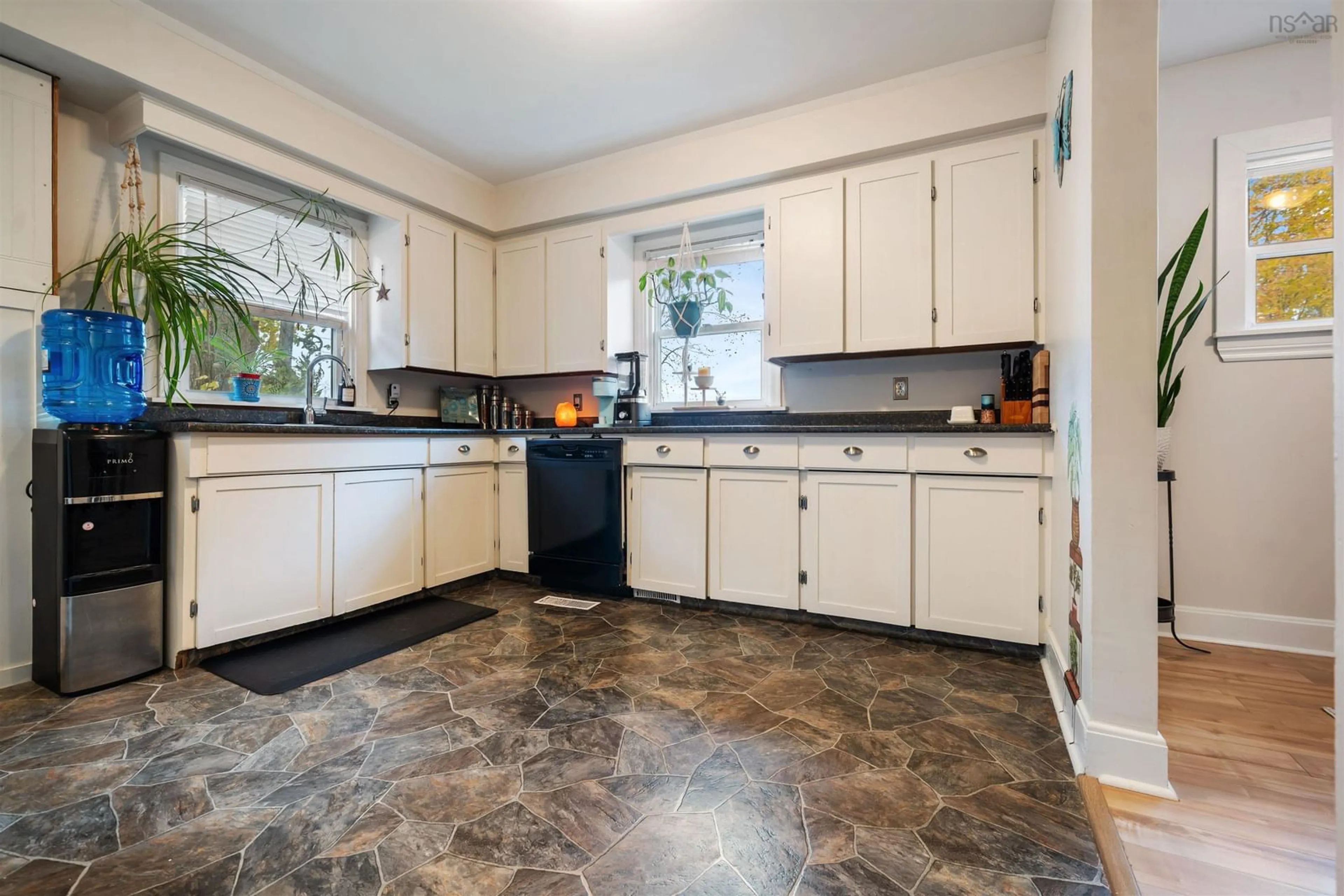 Standard kitchen, ceramic/tile floor for 433 Robie St, Truro Nova Scotia B2N 1M1