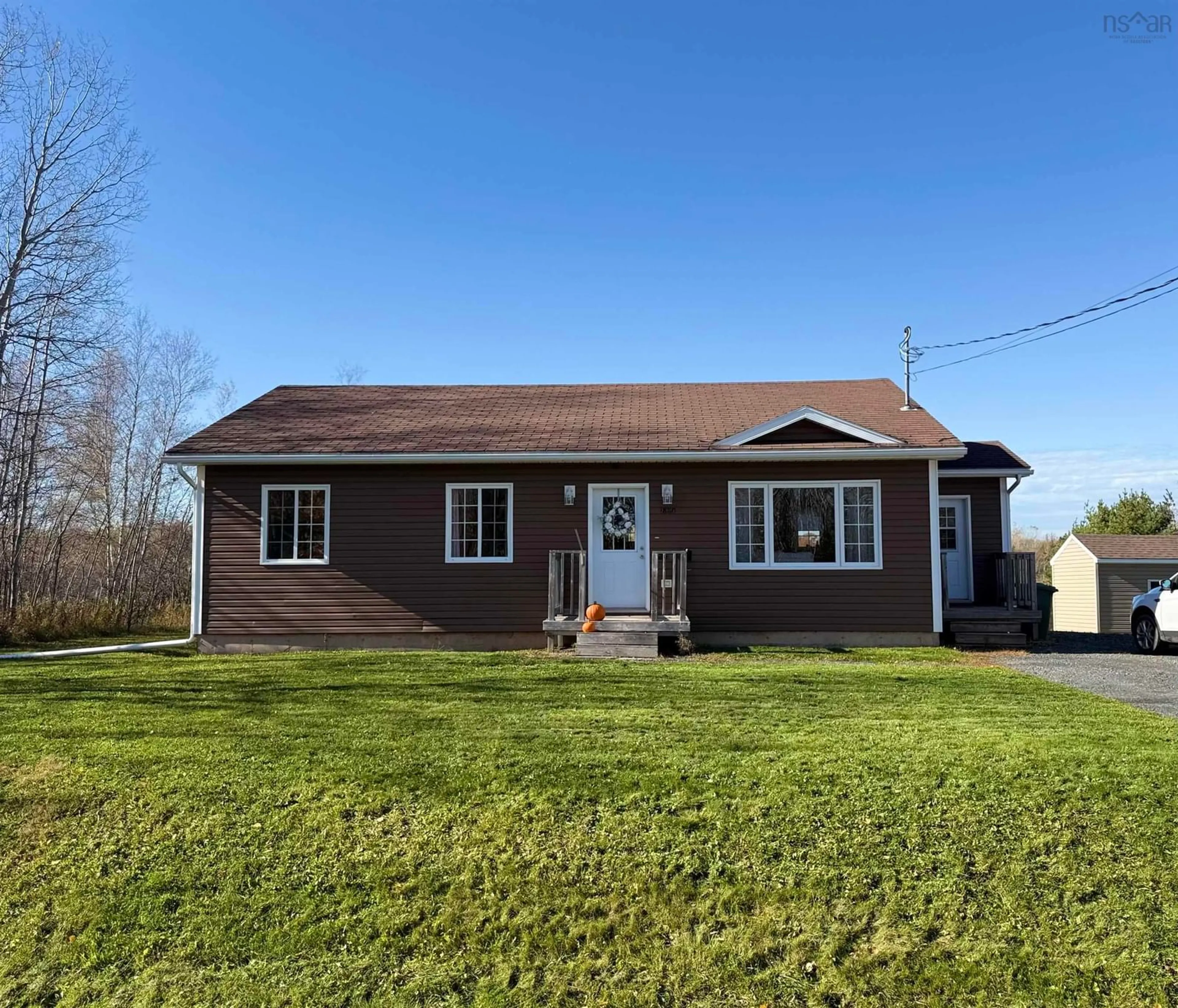 A pic from outside/outdoor area/front of a property/back of a property/a pic from drone, building for 1880 Temperance St St, Westville Nova Scotia B0K 2A0