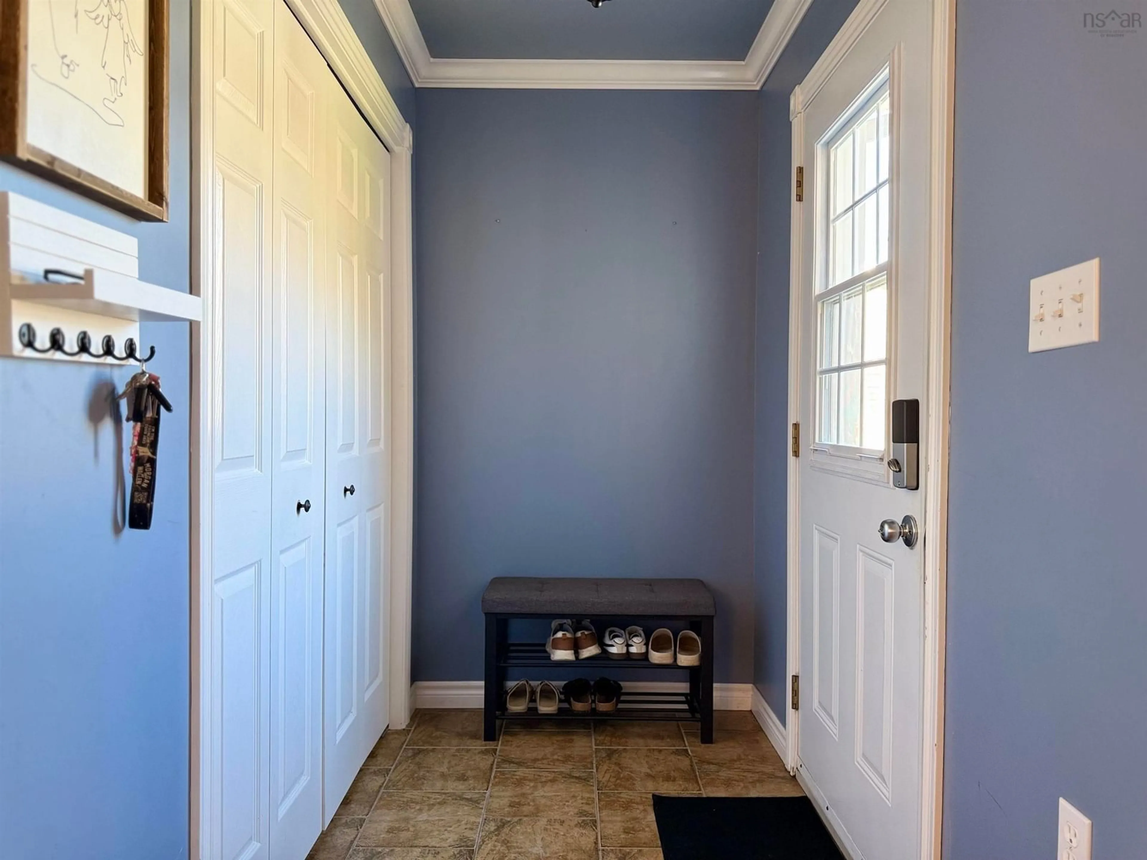 Indoor entryway for 1880 Temperance St St, Westville Nova Scotia B0K 2A0