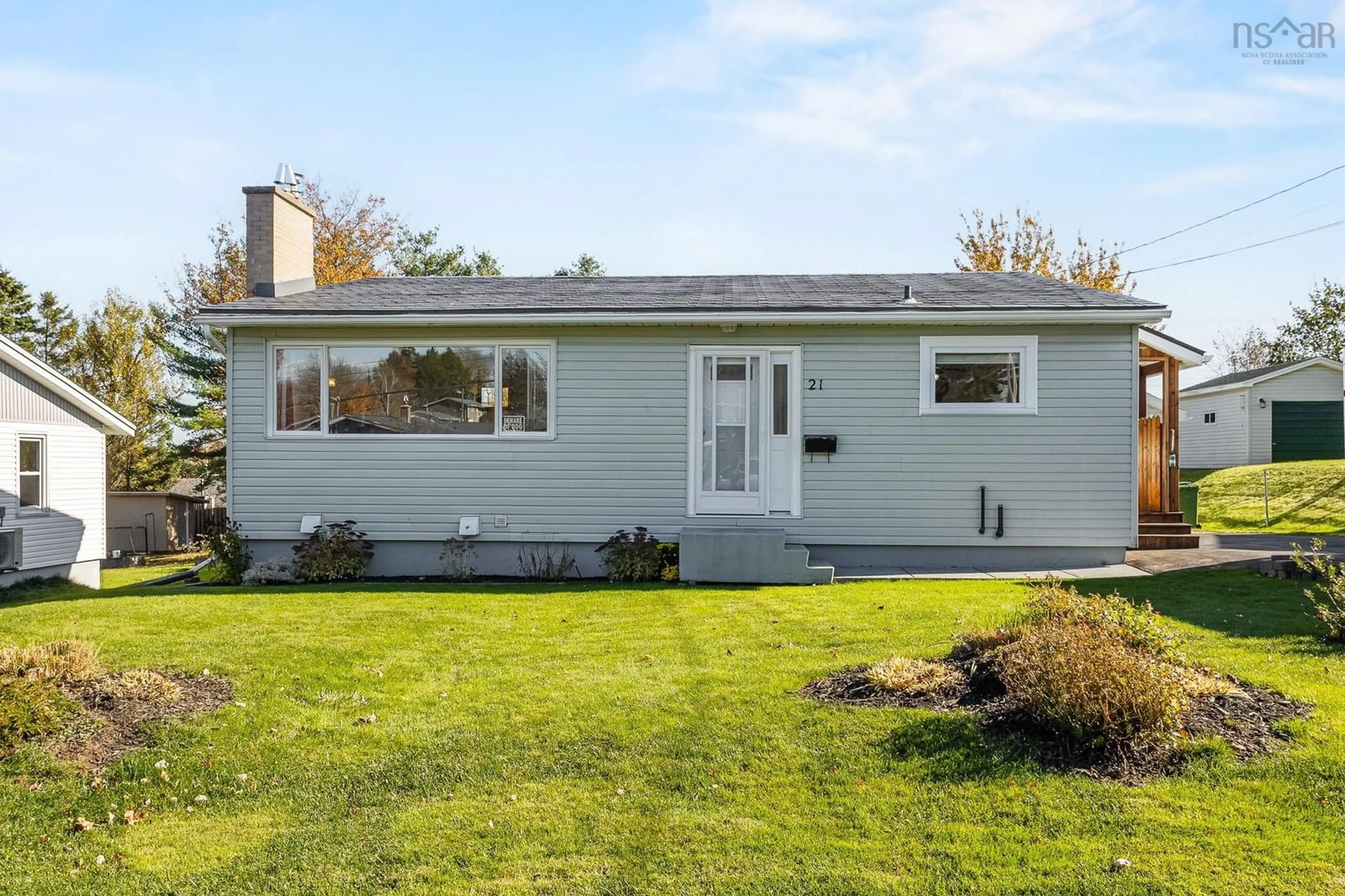 Home with vinyl exterior material, street for 21 Laurie Dr, Lower Sackville Nova Scotia B4E 1G1