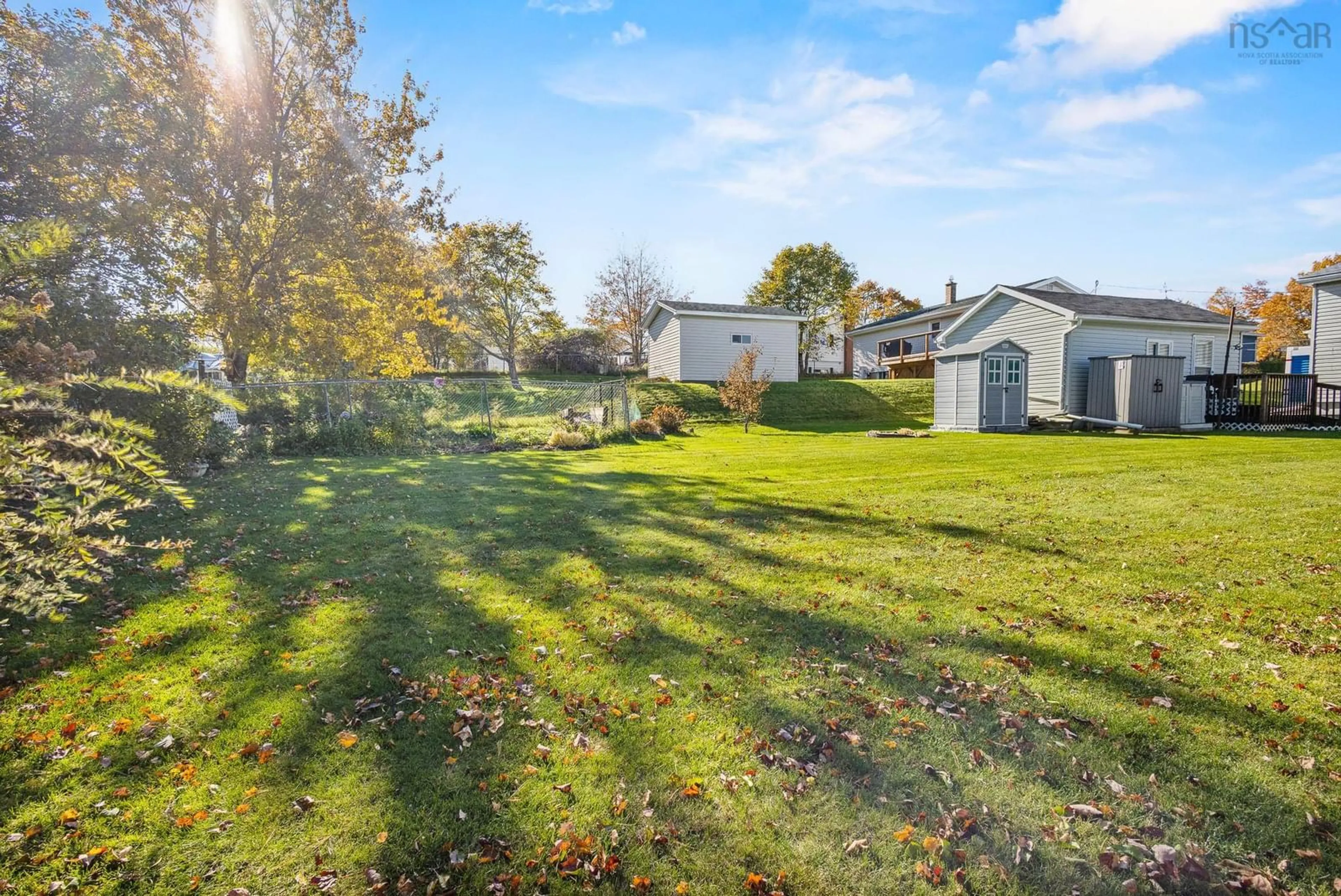 A pic from outside/outdoor area/front of a property/back of a property/a pic from drone, unknown for 21 Laurie Dr, Lower Sackville Nova Scotia B4E 1G1
