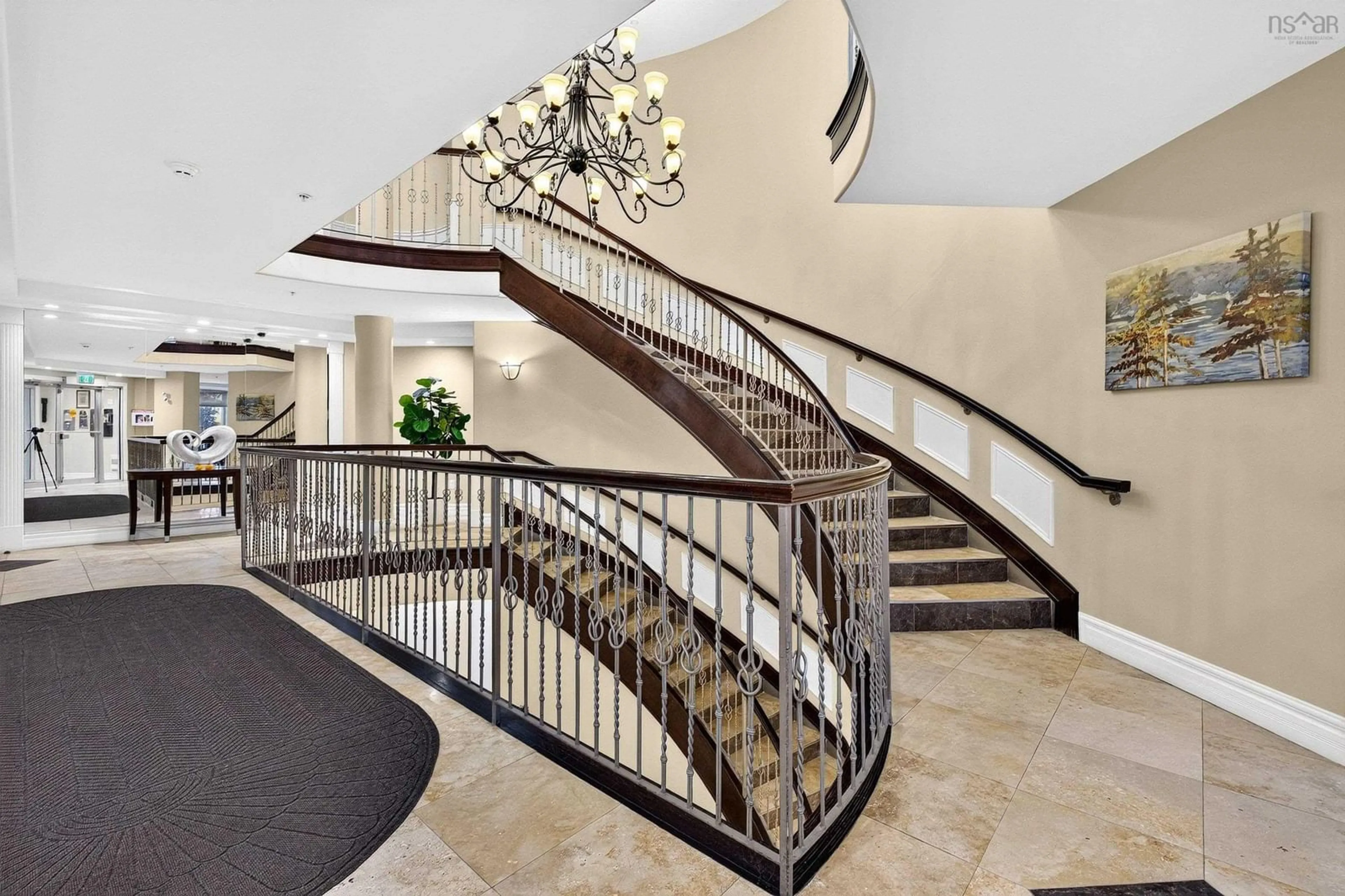 Indoor foyer for 94 Bedros Lane #205-, Halifax Nova Scotia B3M 4X3