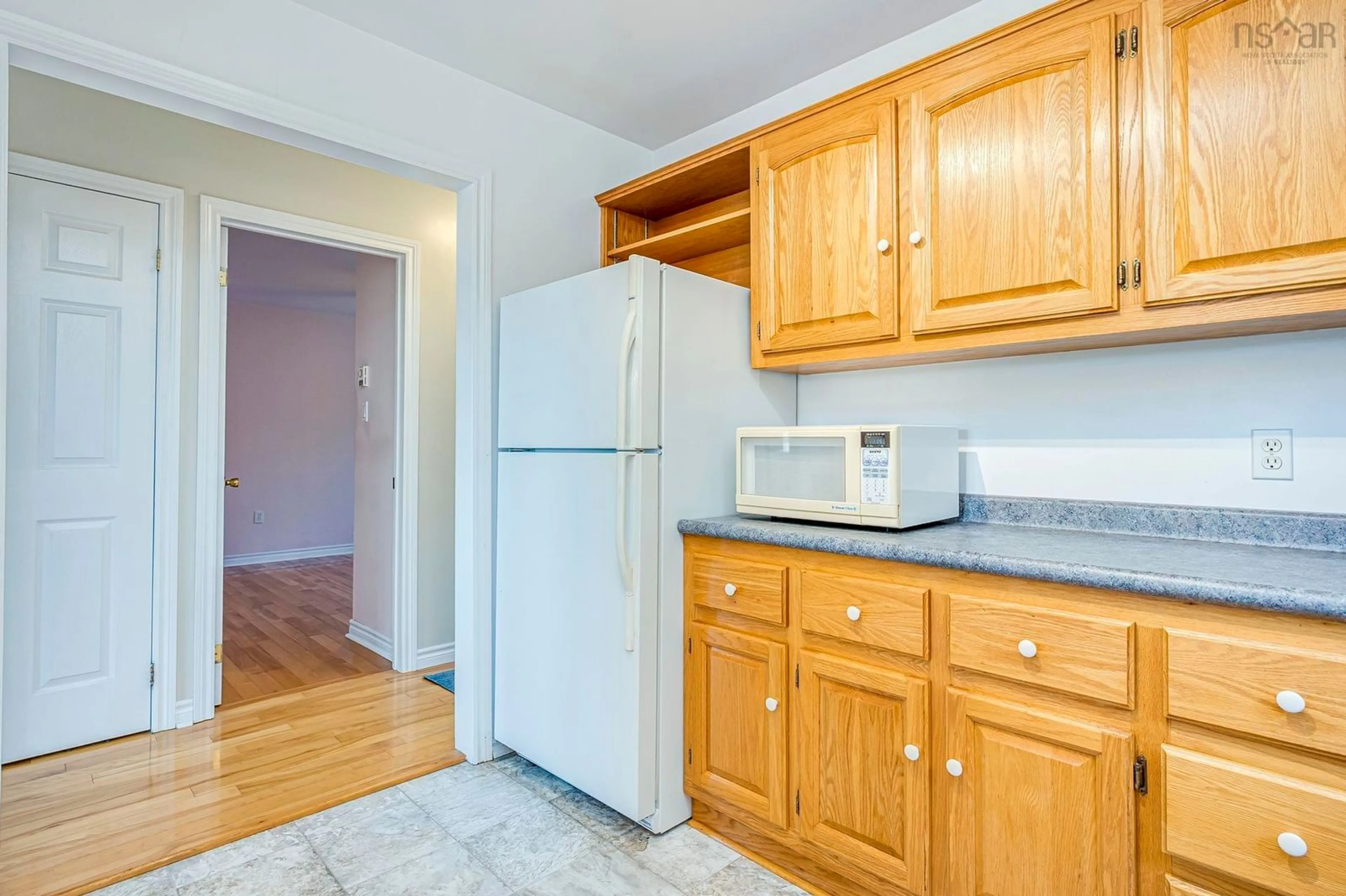 Standard kitchen, wood/laminate floor for 118 Tri Lake Dr, Labelle Nova Scotia B0T 1E0