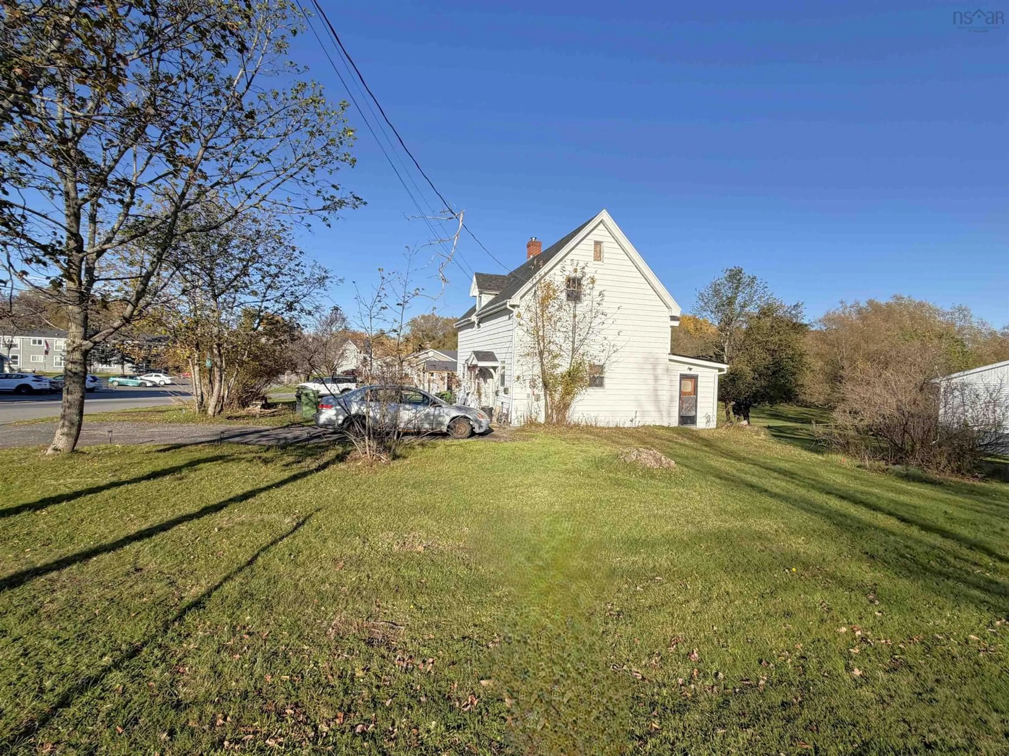 A pic from outside/outdoor area/front of a property/back of a property/a pic from drone, street for 362 Albert St, New Glasgow Nova Scotia B2H 5E2
