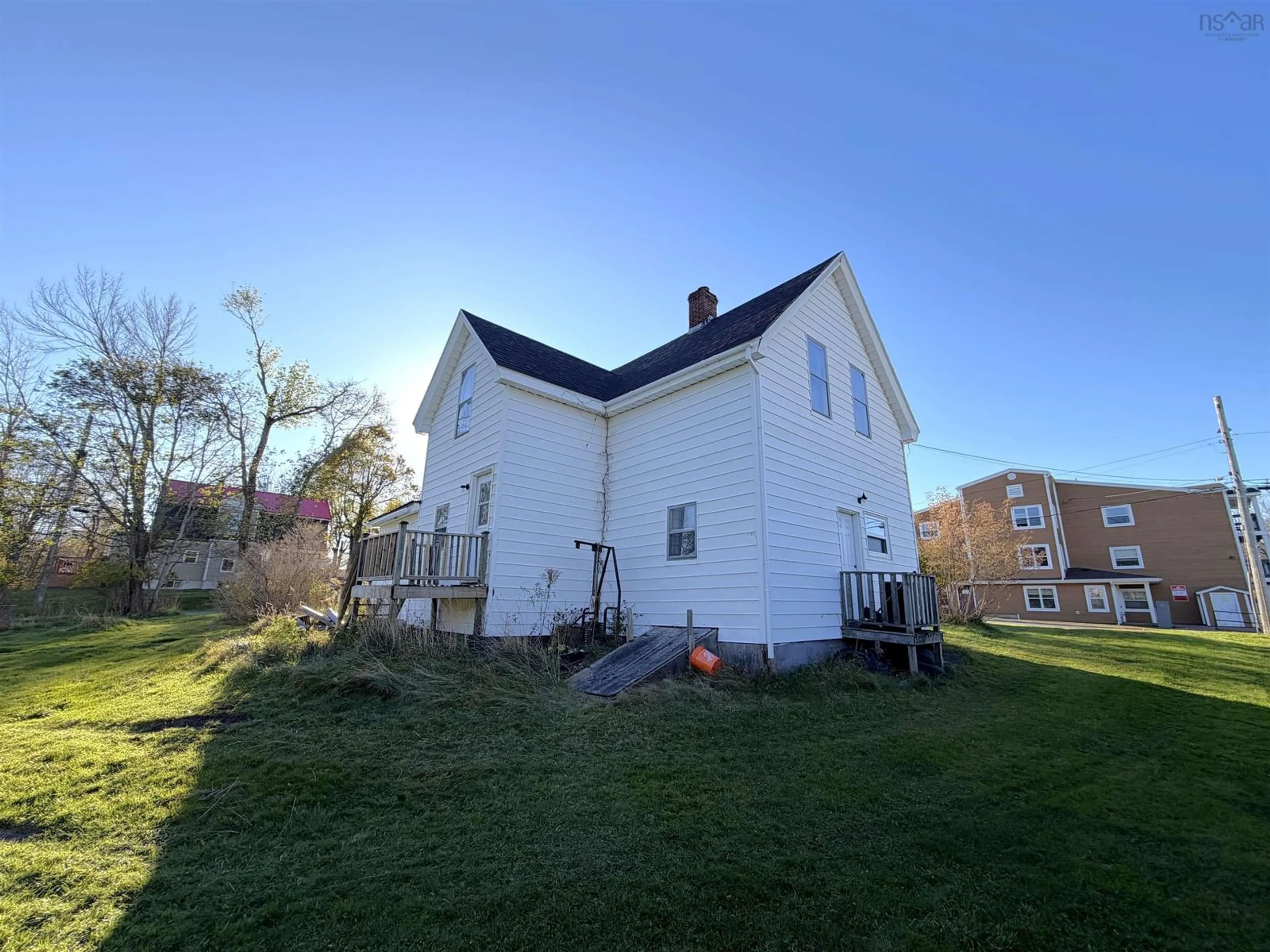 A pic from outside/outdoor area/front of a property/back of a property/a pic from drone, building for 362 Albert St, New Glasgow Nova Scotia B2H 5E2