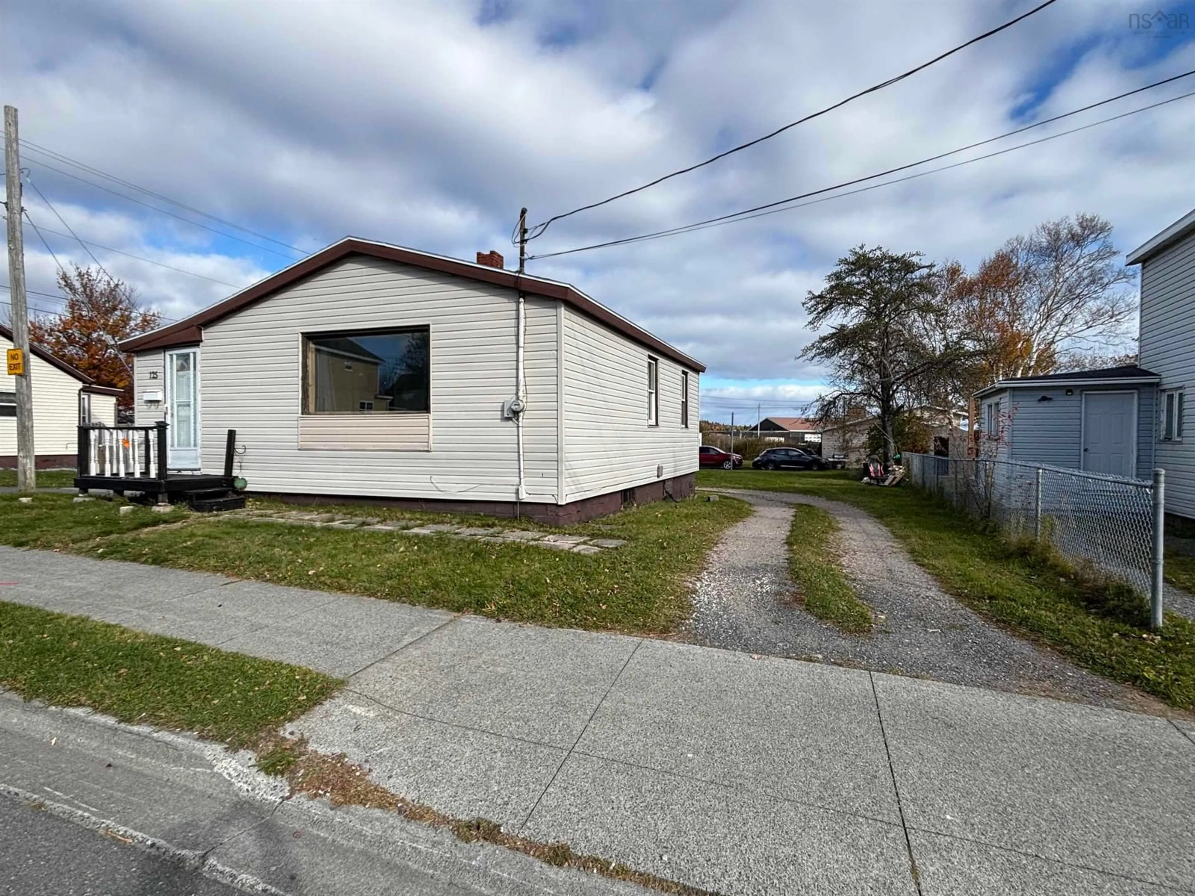 Shed for 125 Peppett St, North Sydney Nova Scotia B2A 2N9