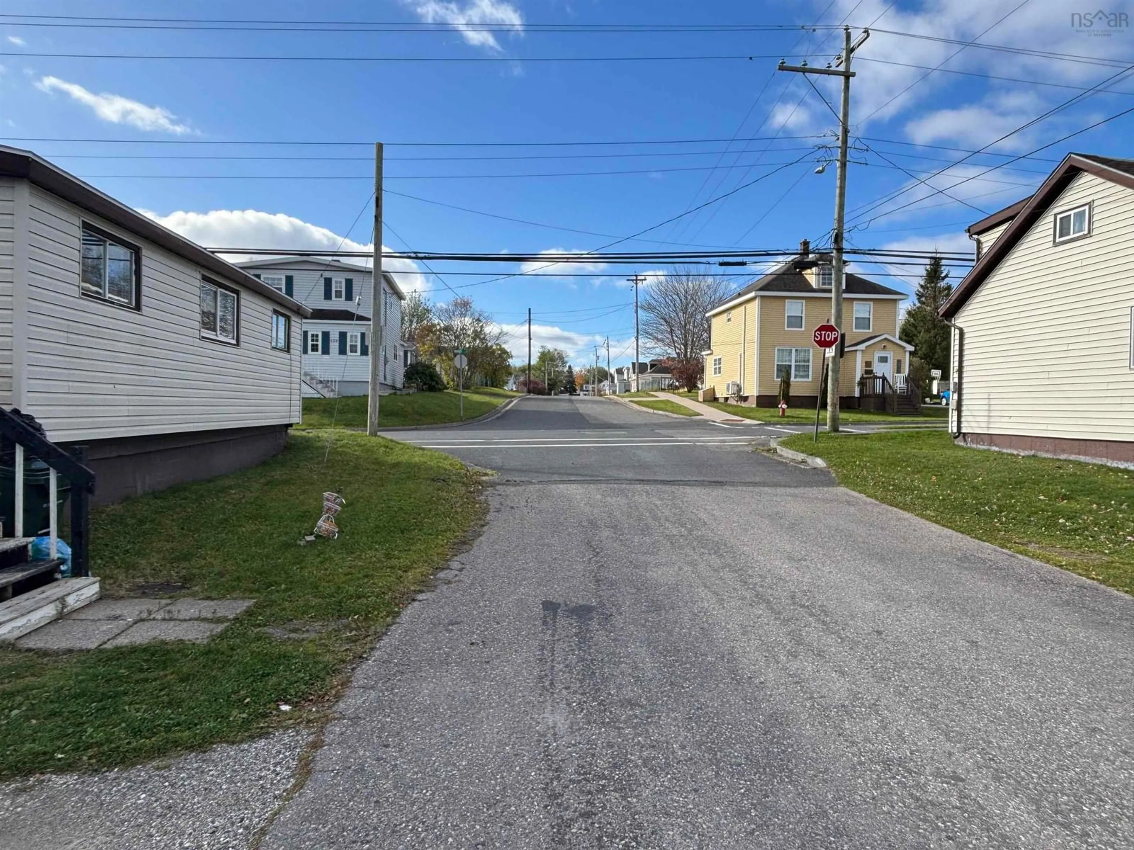 Unknown for 125 Peppett St, North Sydney Nova Scotia B2A 2N9