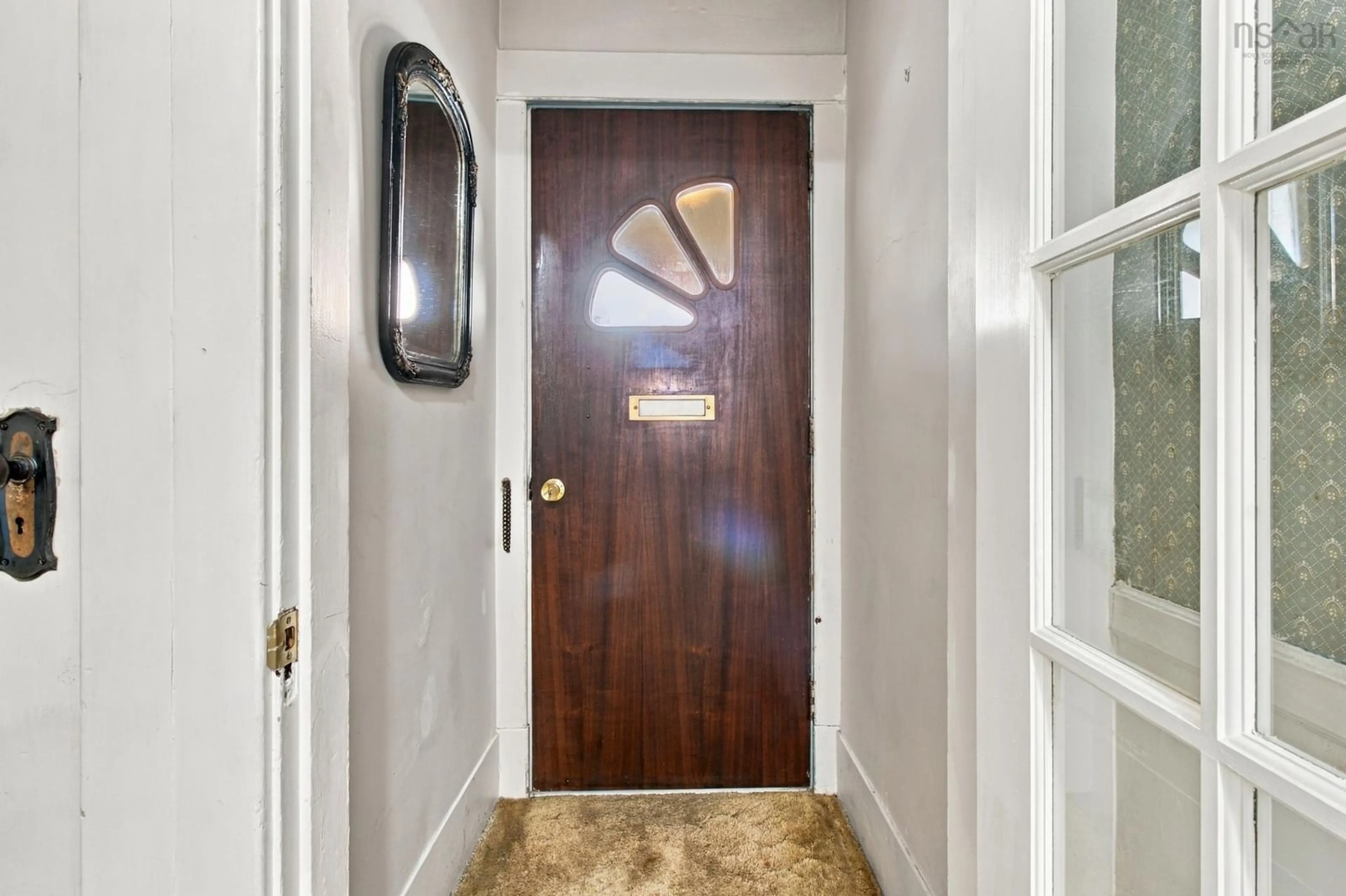 Indoor entryway for 8 Harvey St, Dartmouth Nova Scotia B2Y 3S7