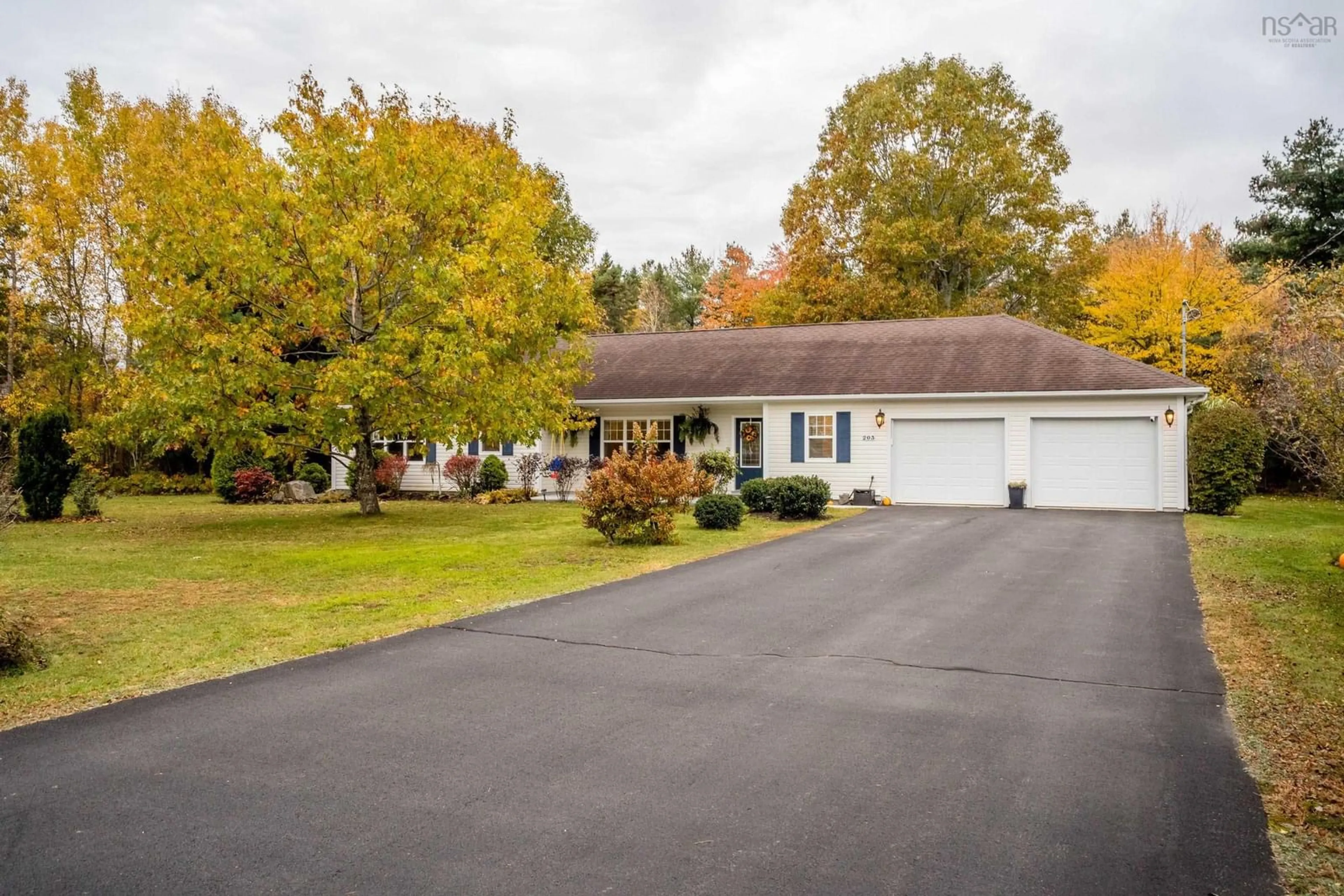 Home with vinyl exterior material, street for 203 Belle Dr, Meadowvale Nova Scotia B0P 1R0